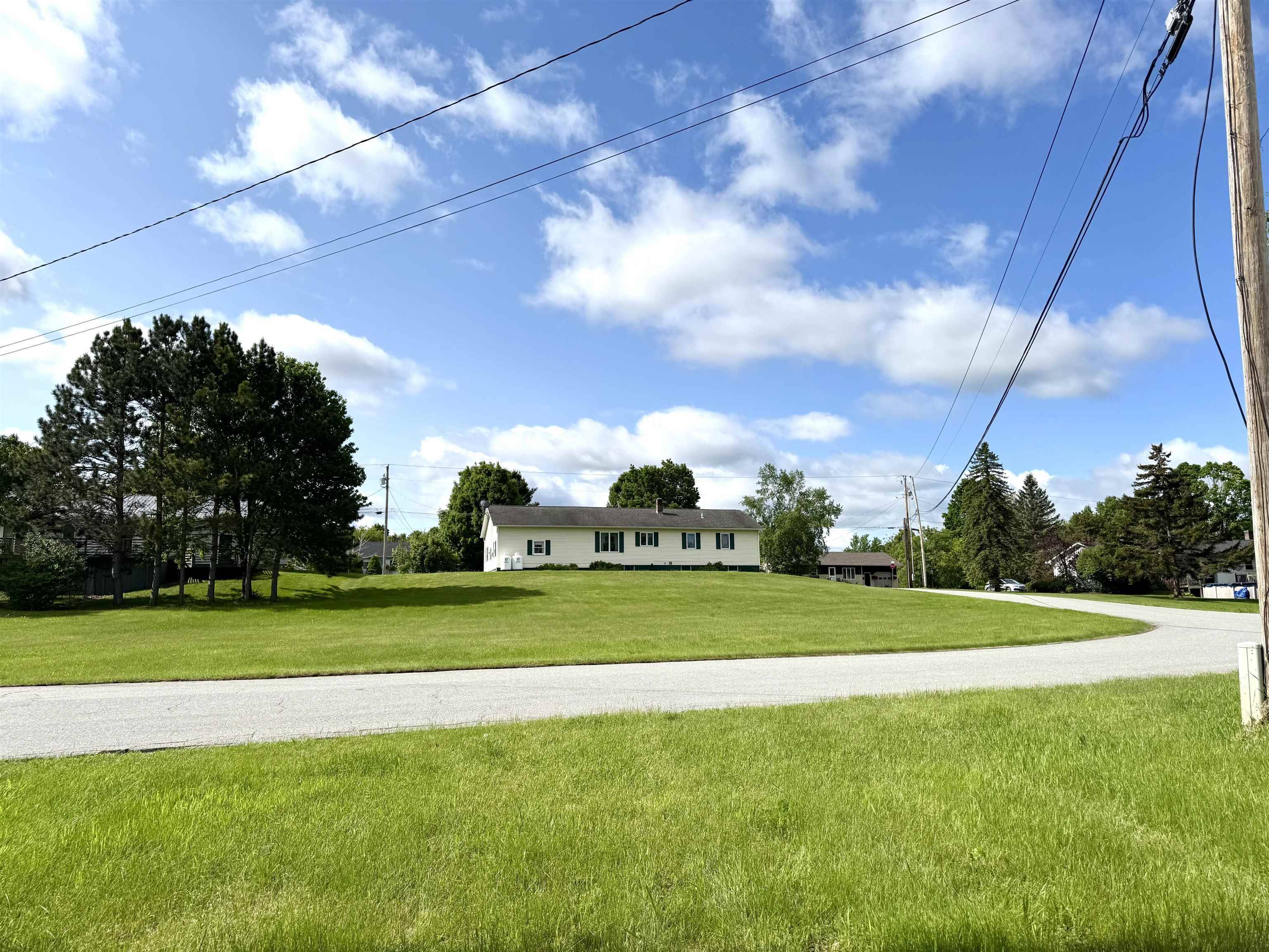 Newport City, VT 05855,0 Jackson ST