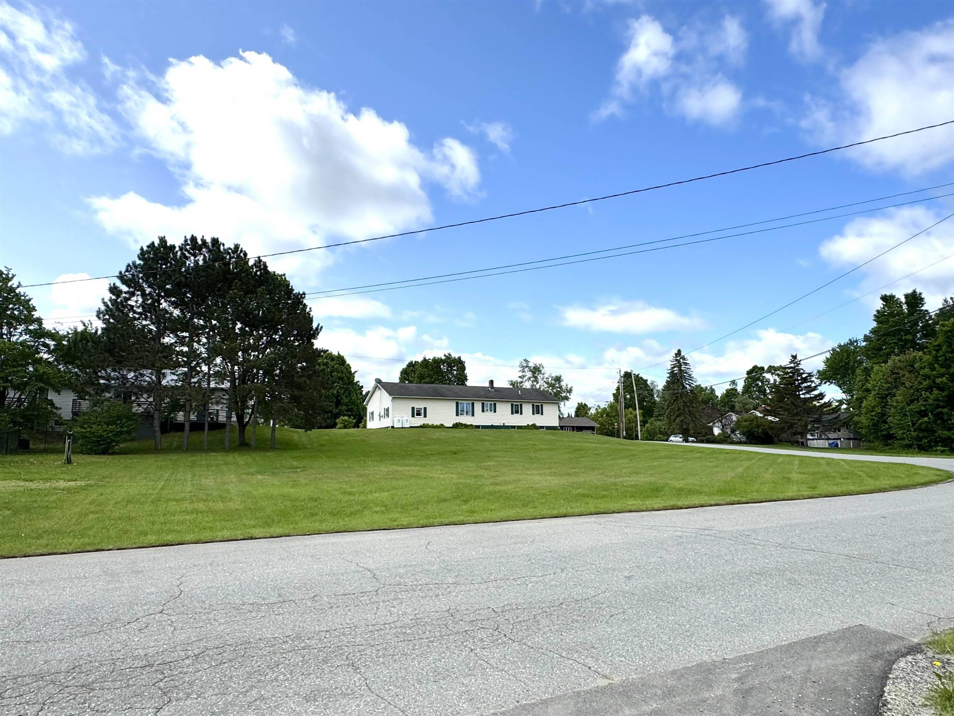 Newport City, VT 05855,0 Jackson ST
