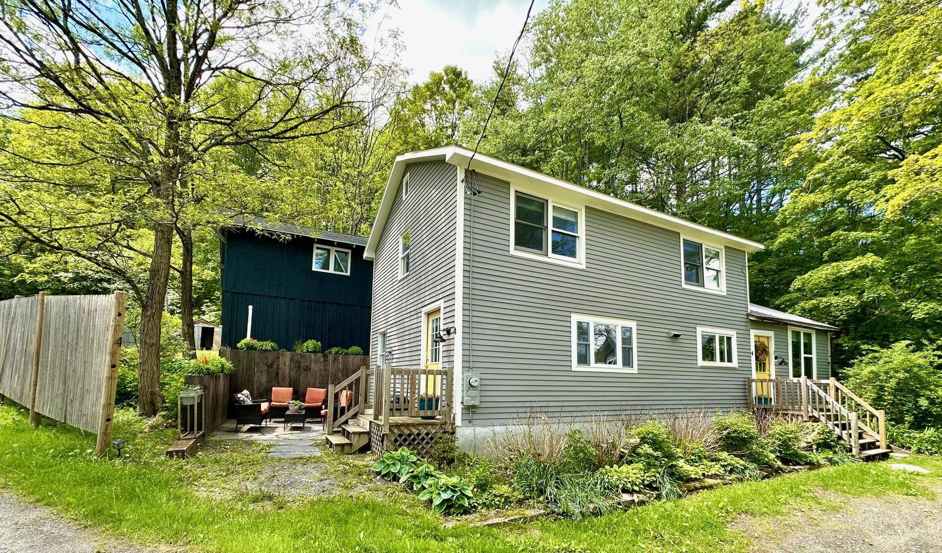 Putney, VT 05346,4 & 6 Phineas White LN