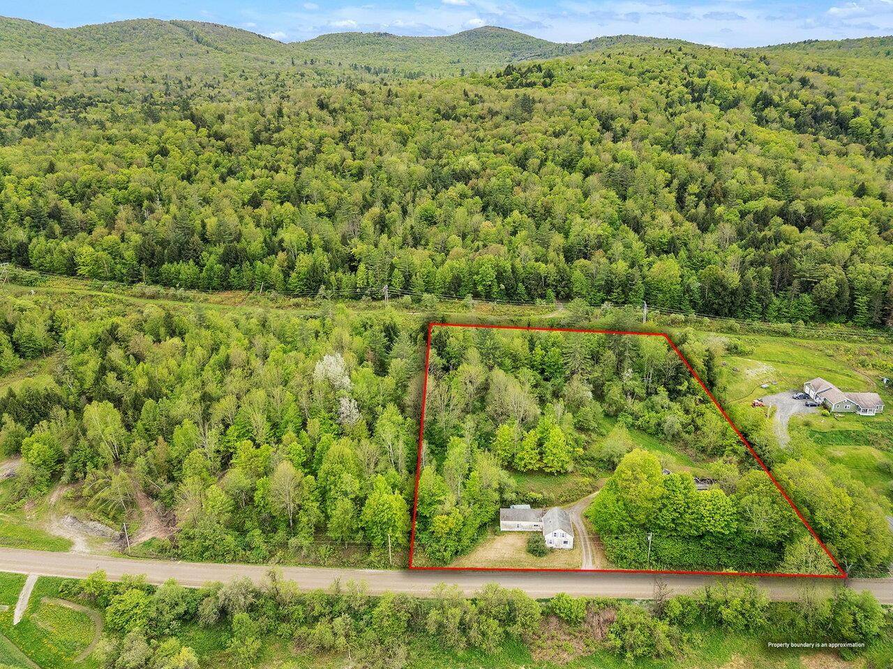 Duxbury, VT 05676,3567 River RD