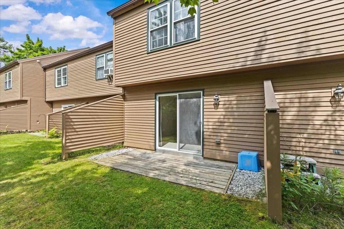 South Burlington, VT 05403,65 Hayes AVE