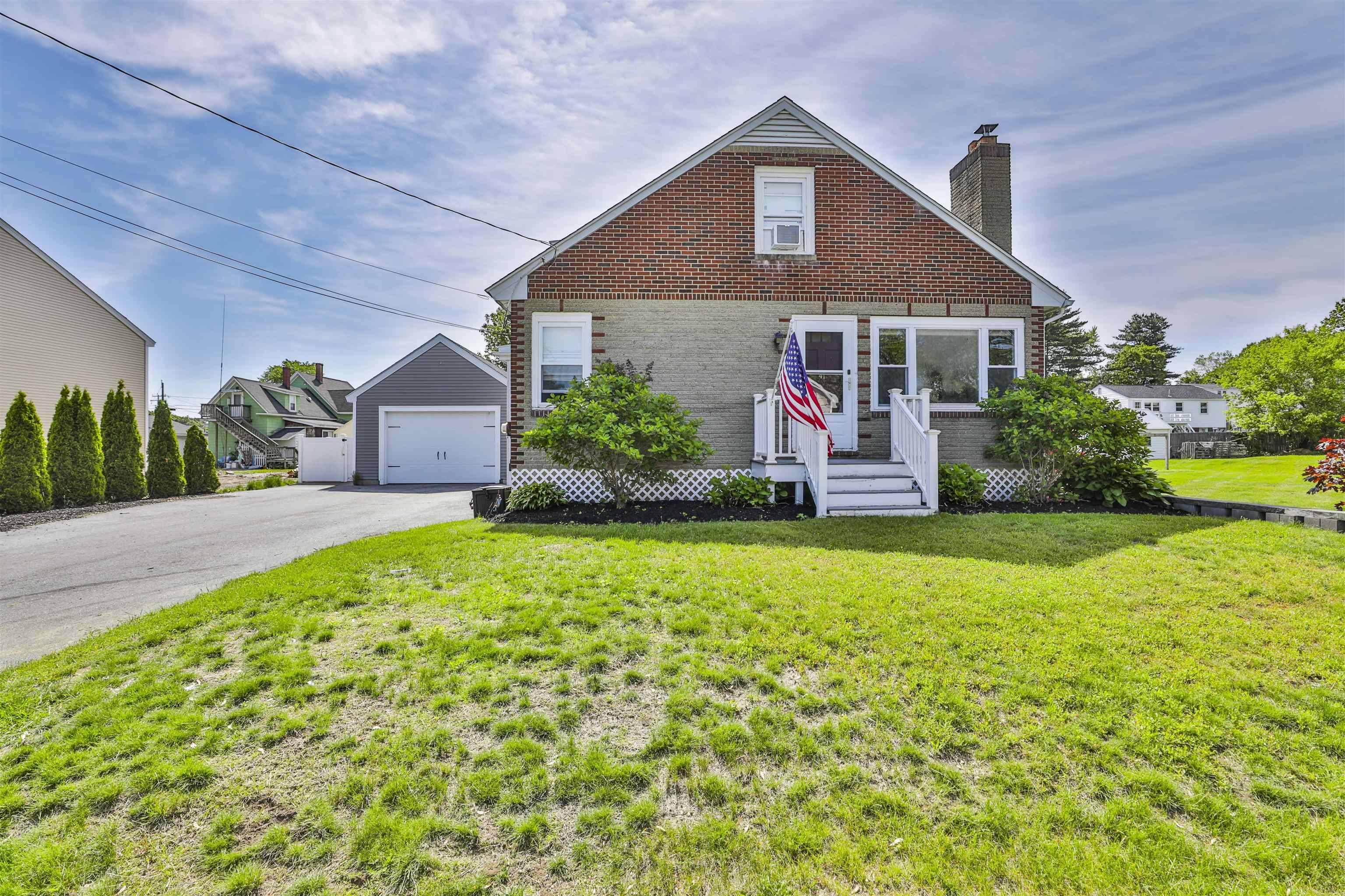 Goffstown, NH 03045,41 Larch ST