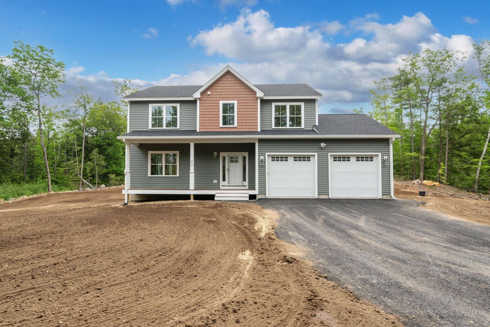Mont Vernon, NH 03057,43 Salisbury RD