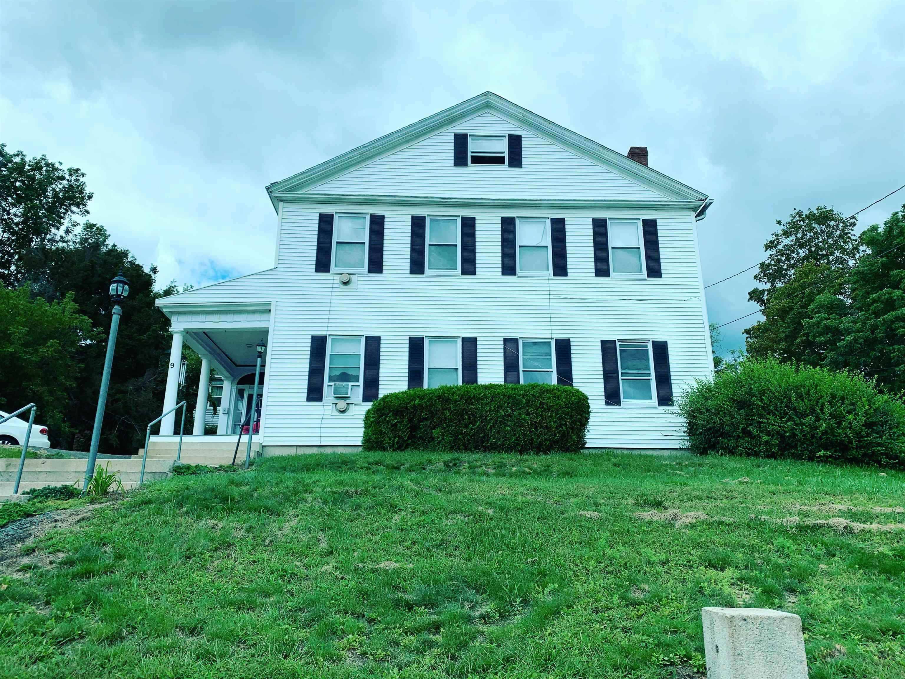 Somersworth, NH 03878,9 High ST