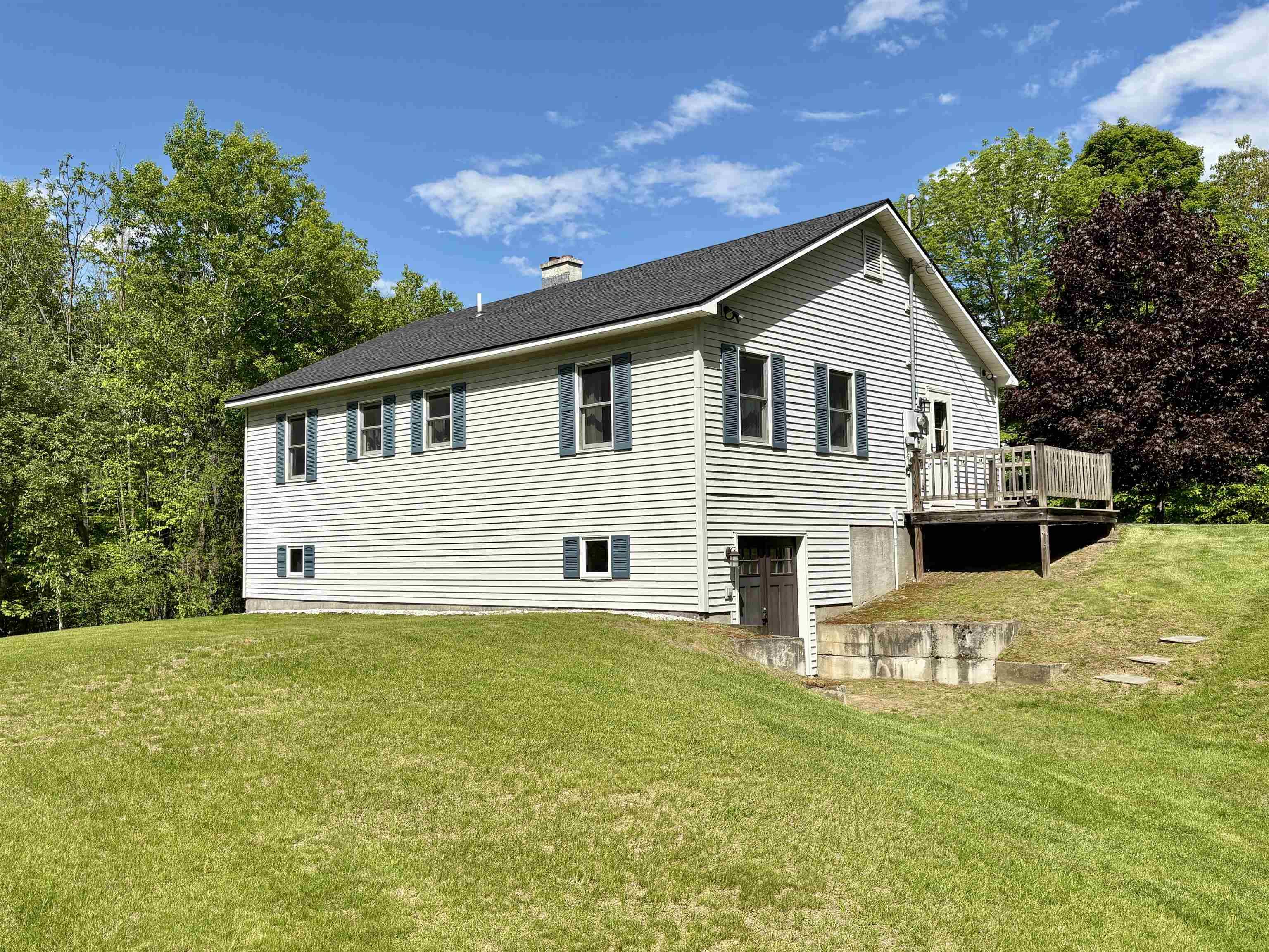Orford, NH 03777,58 Huckins Hill RD