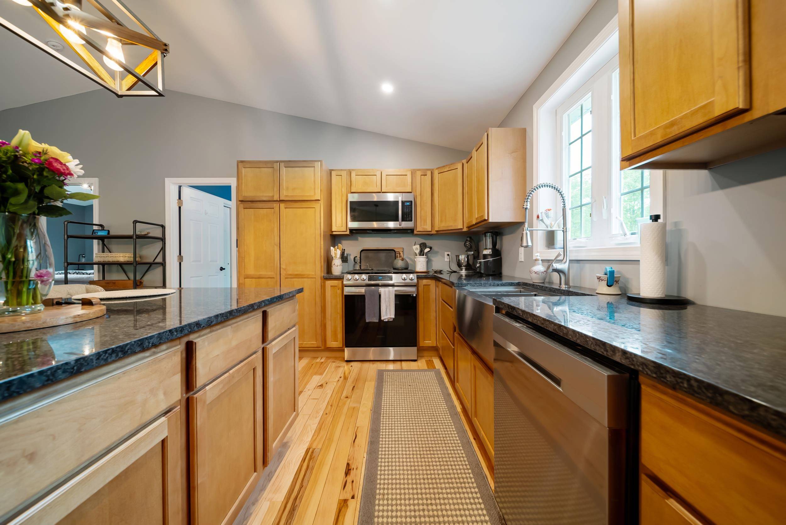 Barnstead, NH 03218,82 Parkey RD
