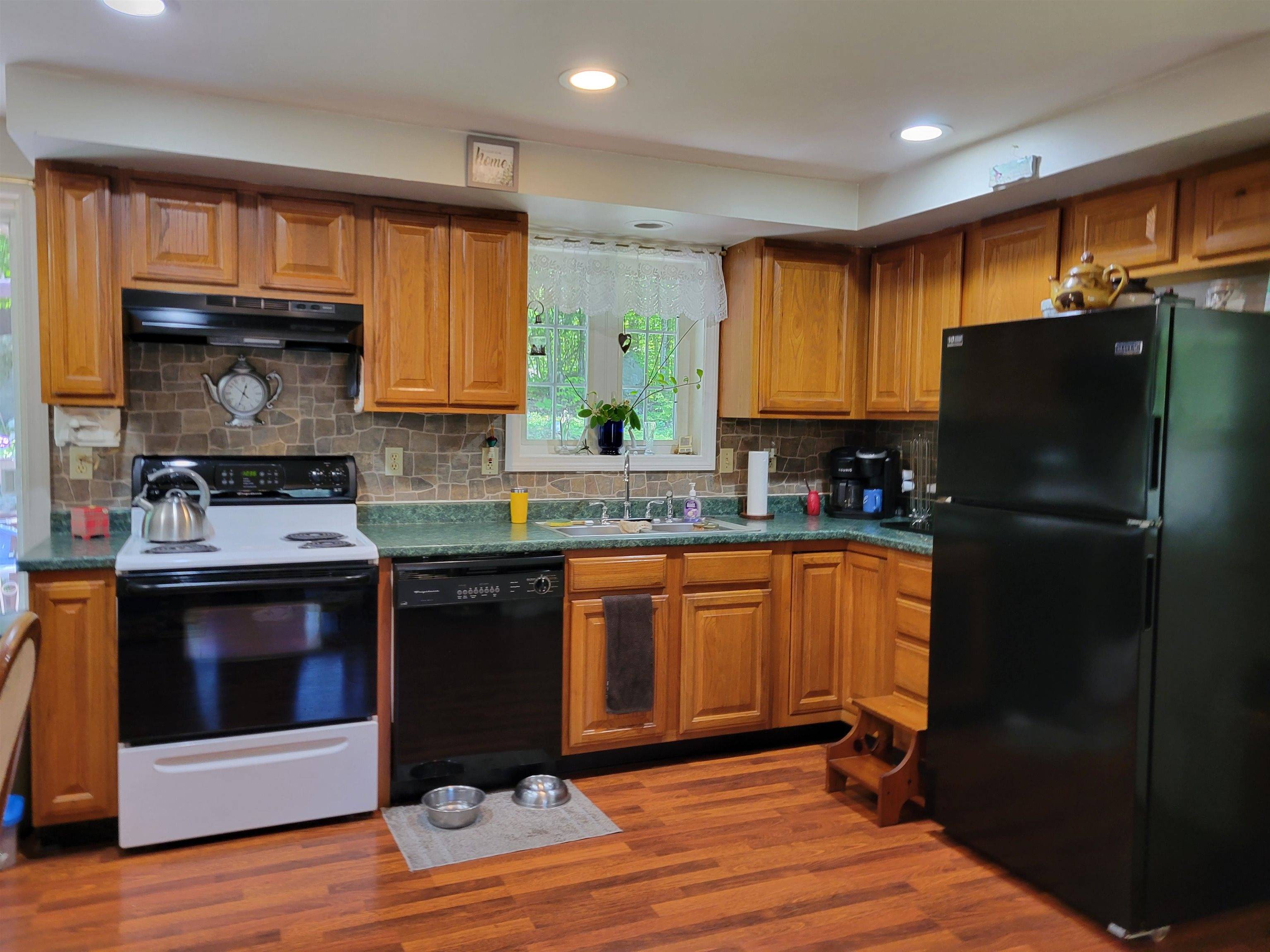 23 Birch Tree LN Ossipee, NH 03864