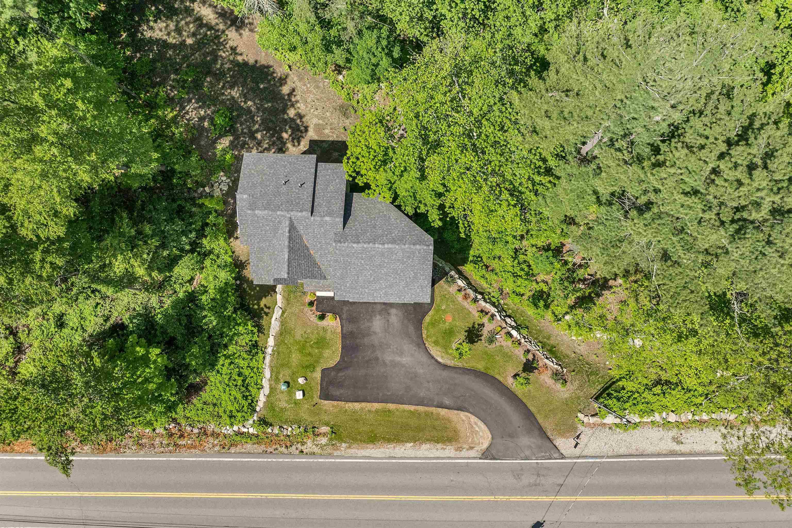 Londonderry, NH 03053,57 Hardy RD
