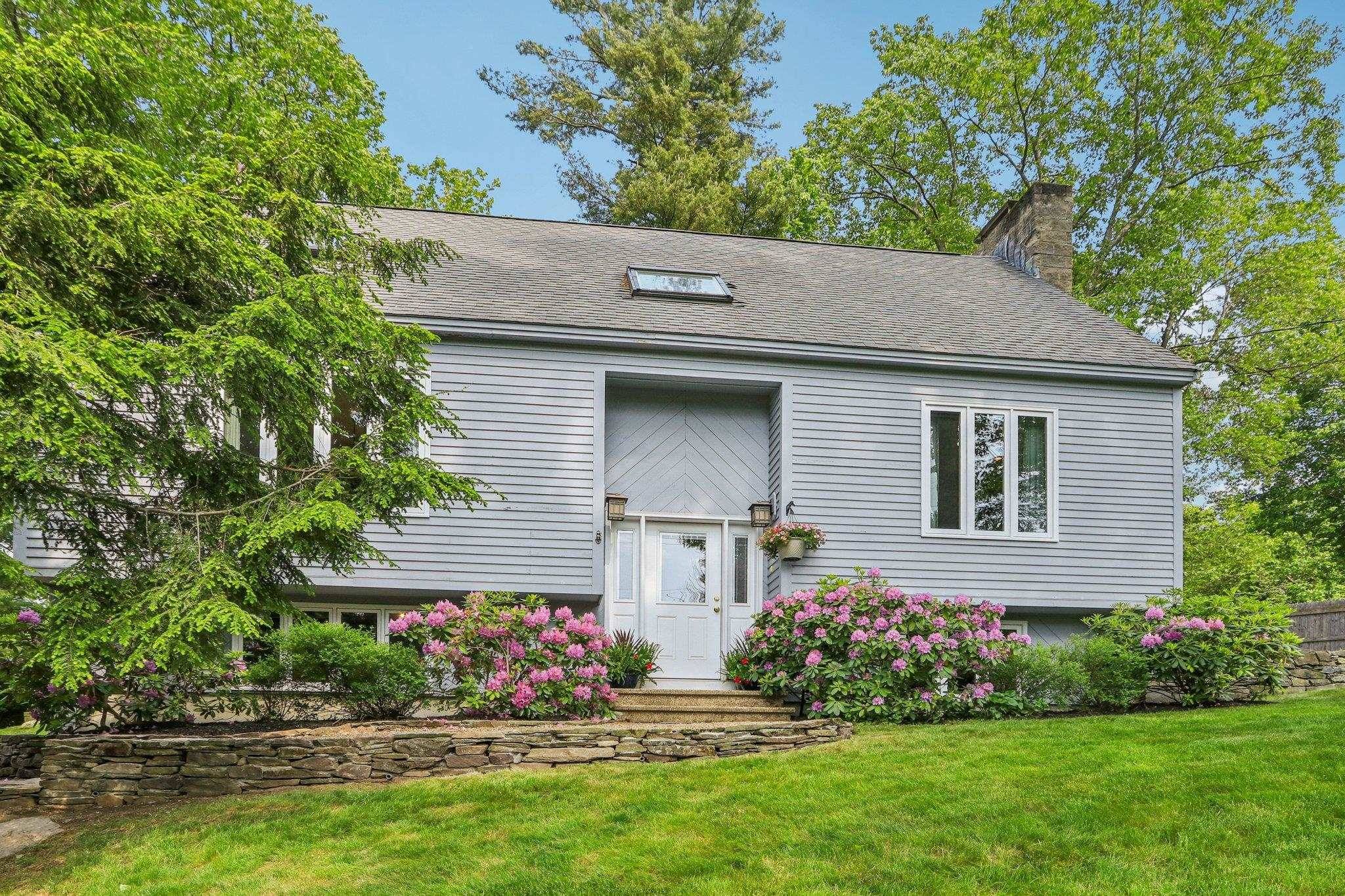 Nashua, NH 03062,2 Warton RD