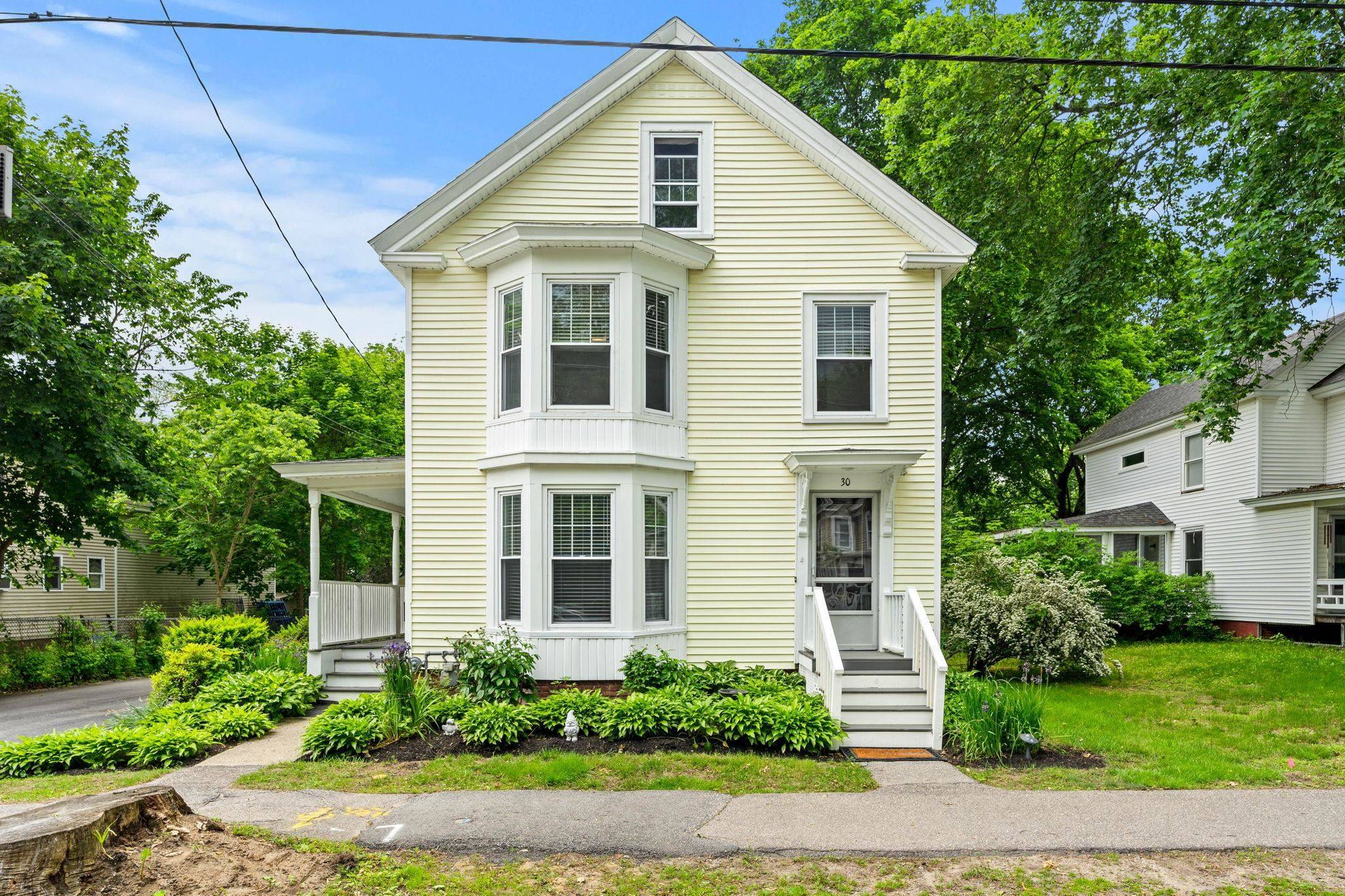 Exeter, NH 03833,28 Washington ST