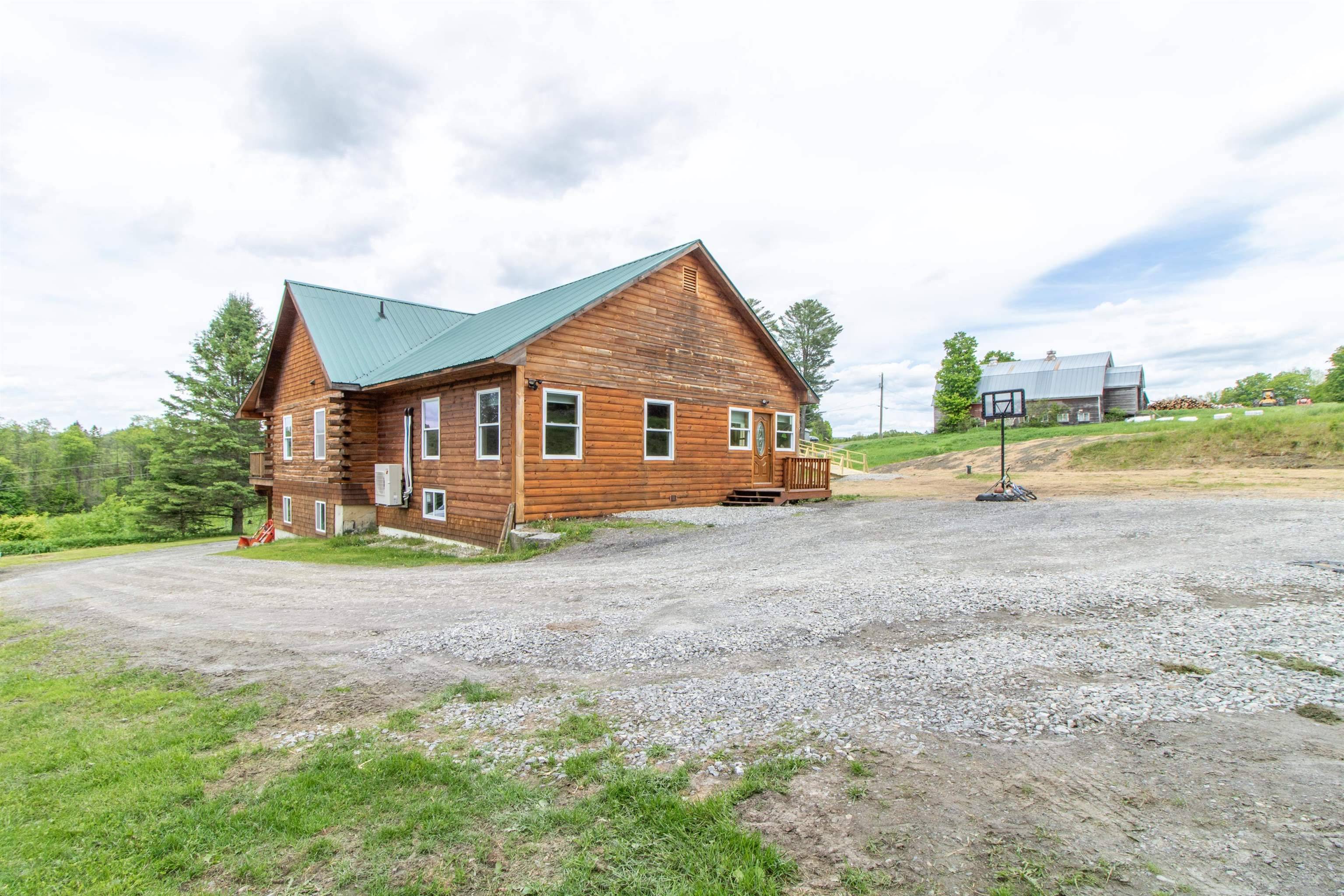 Hardwick, VT 05836,376 Belfry RD
