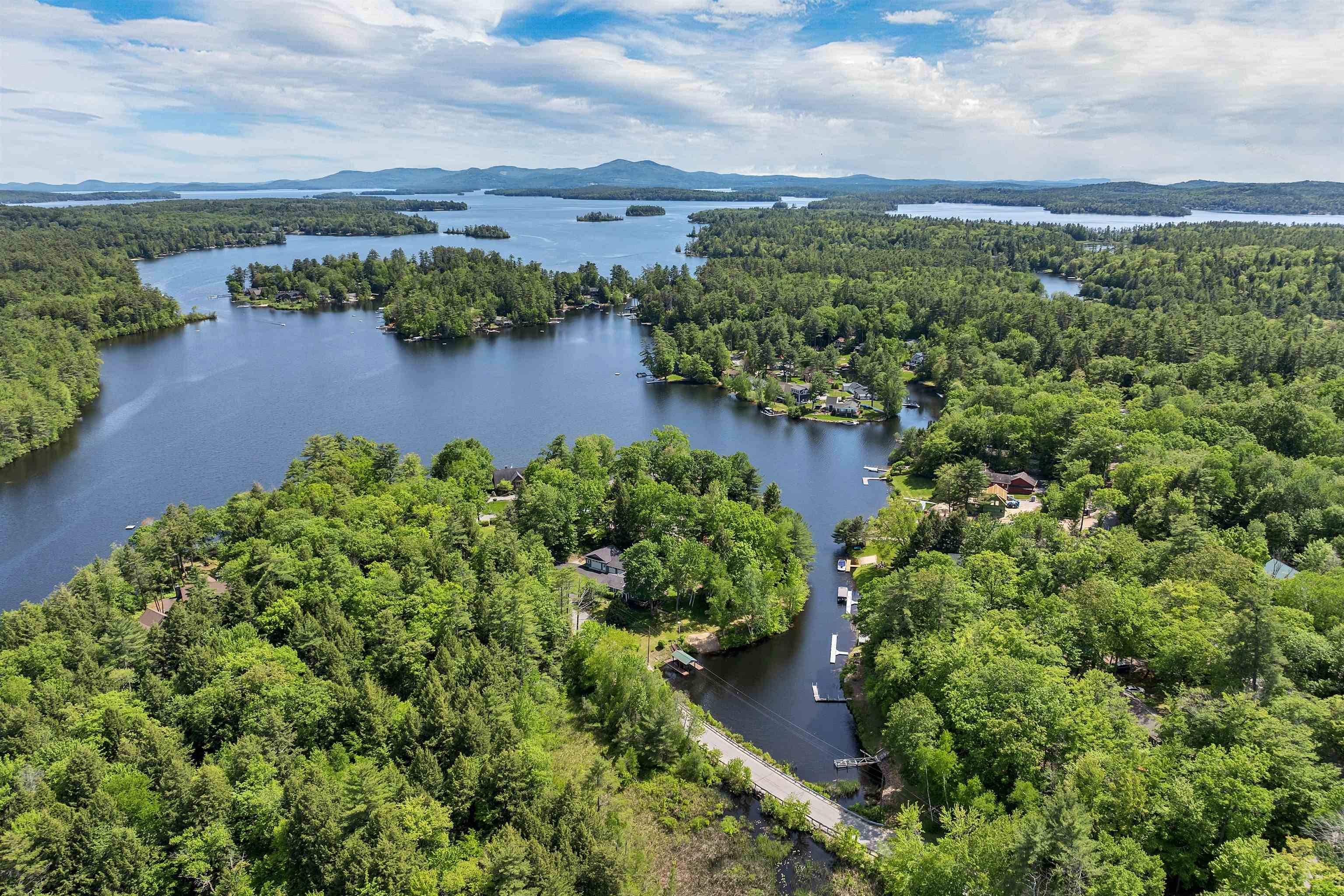 62 Driftwood DR Moultonborough, NH 03254