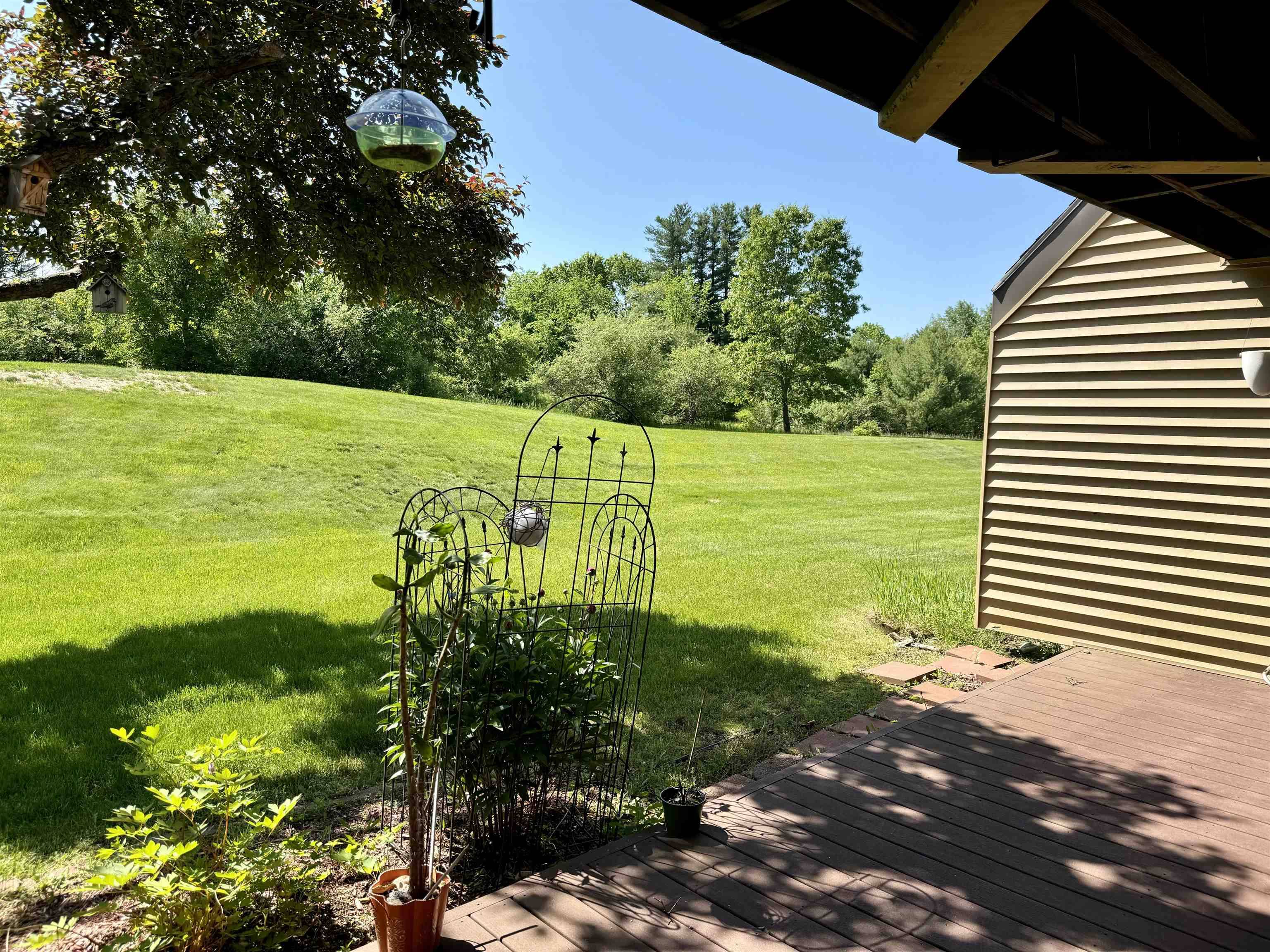 2 Winchester CT Pembroke, NH 03275