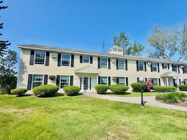 Hampton, NH 03842,91 Winnacunnet RD #5