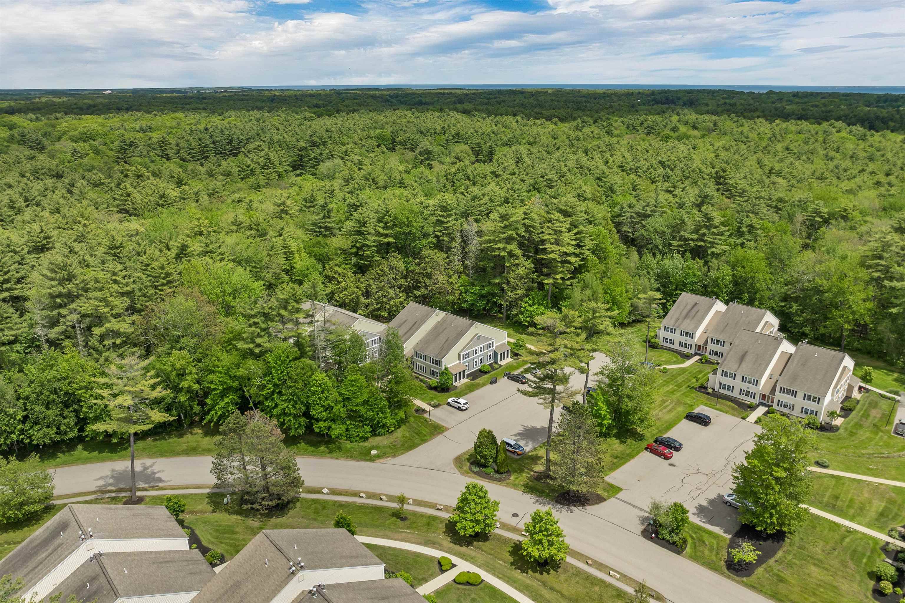 Portsmouth, NH 03801,916 Springbrook CIR #916