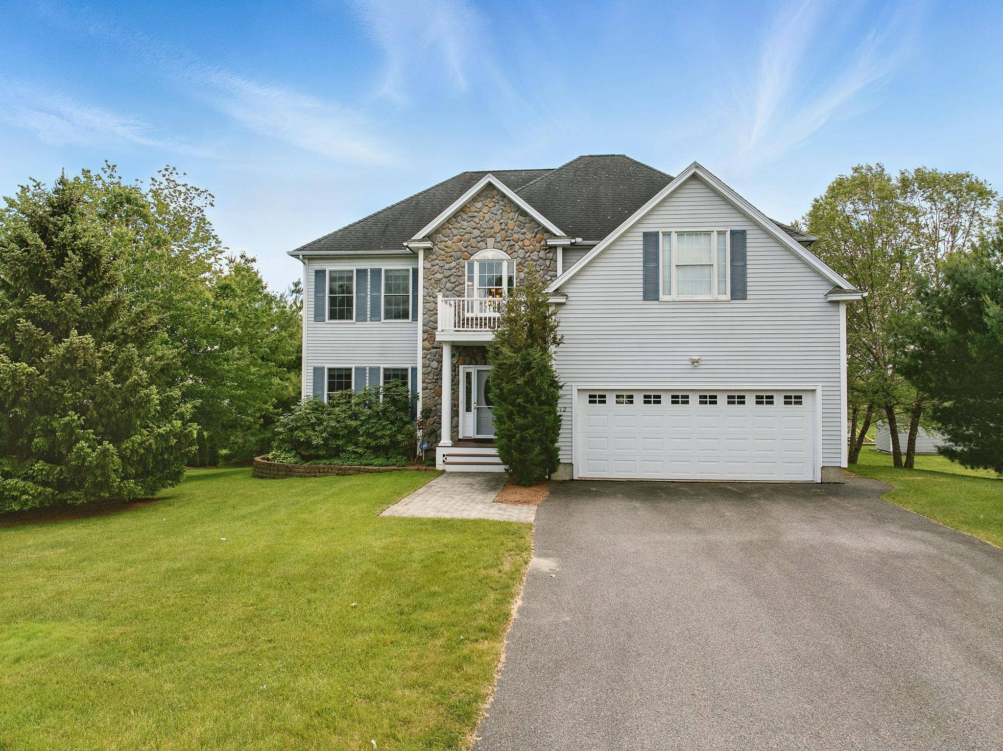 Hudson, NH 03051,12 Scenic LN