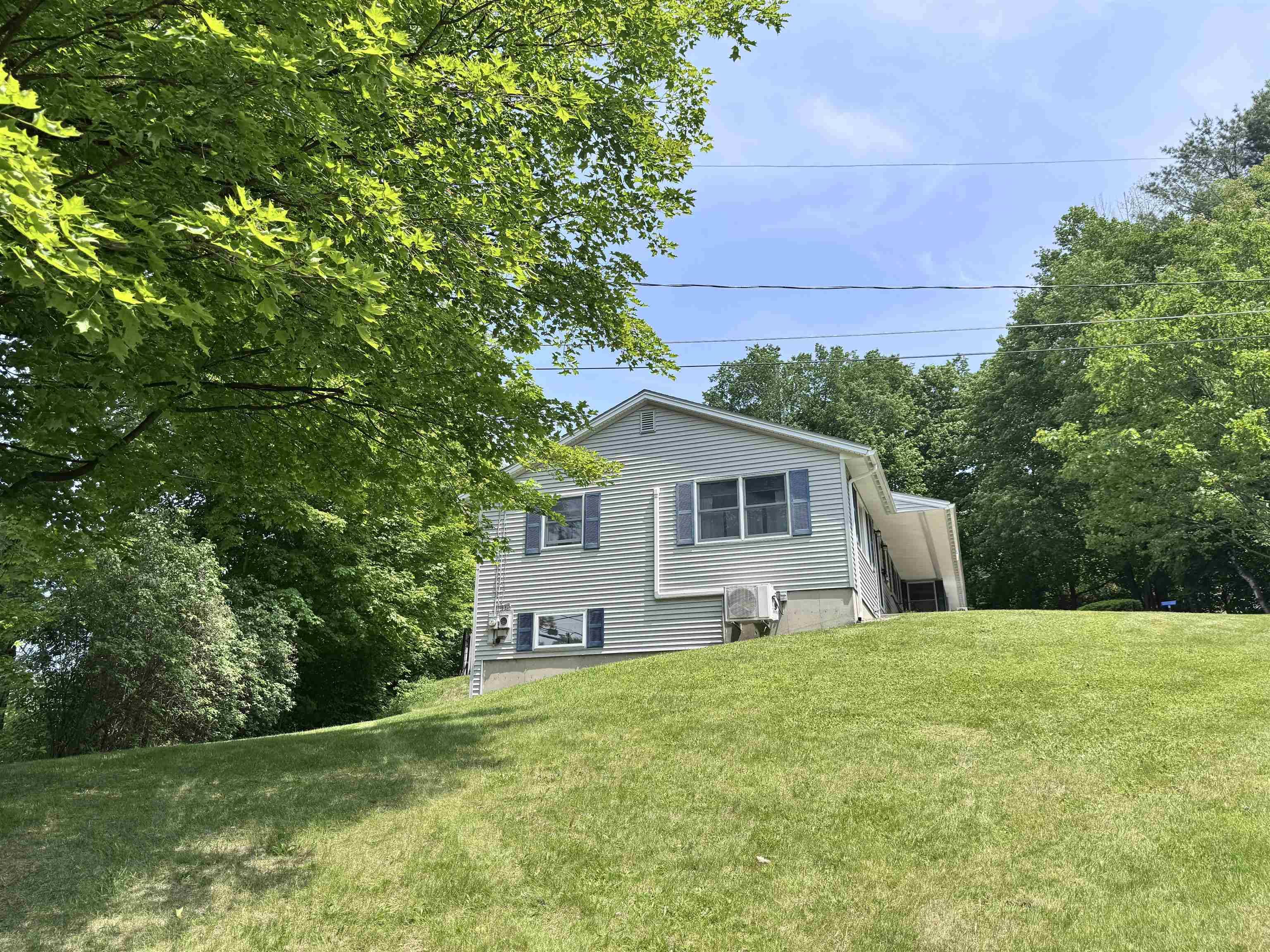 Claremont, NH 03743,2 Juniper RD