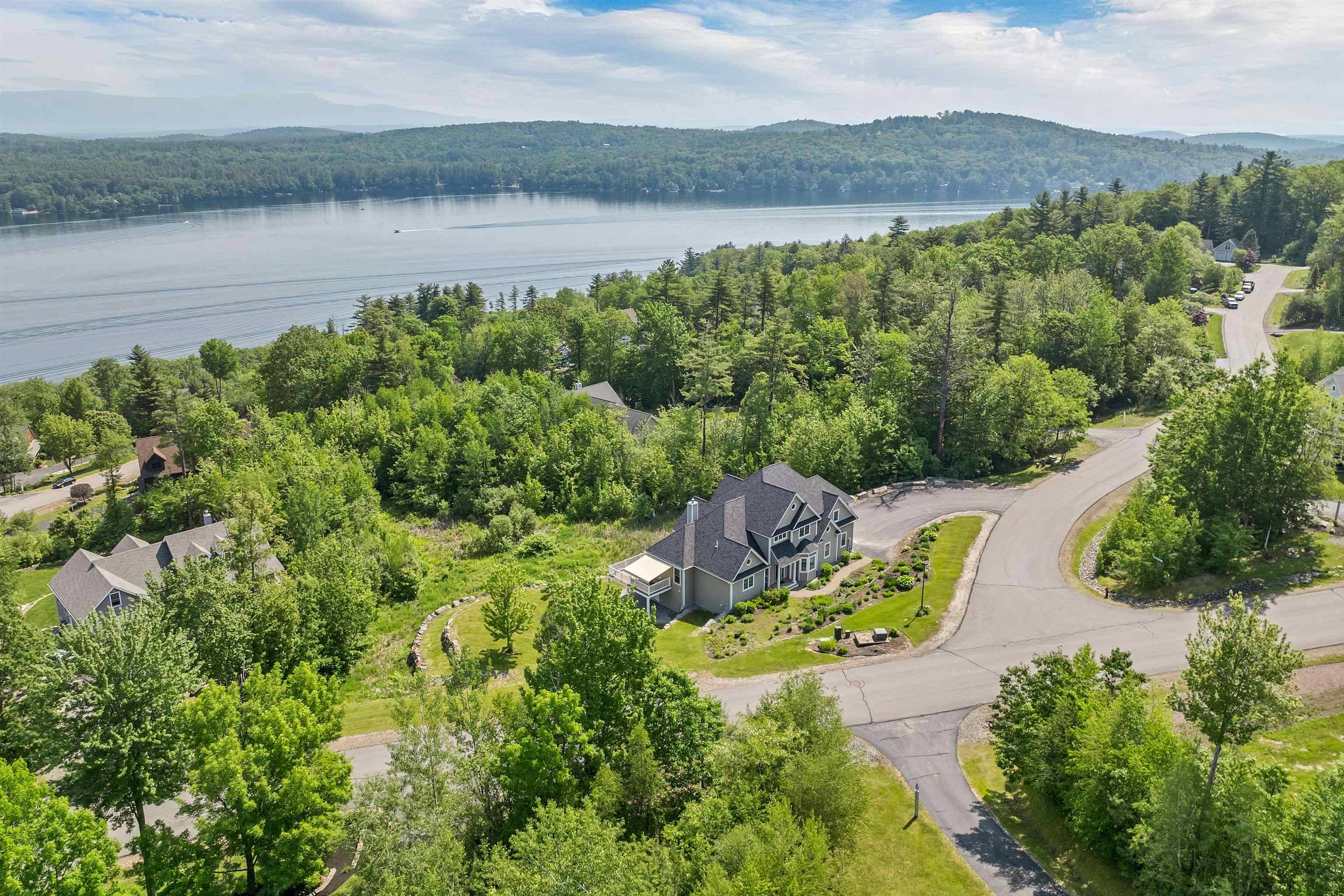 4 Mountain Ridge DR Meredith, NH 03253