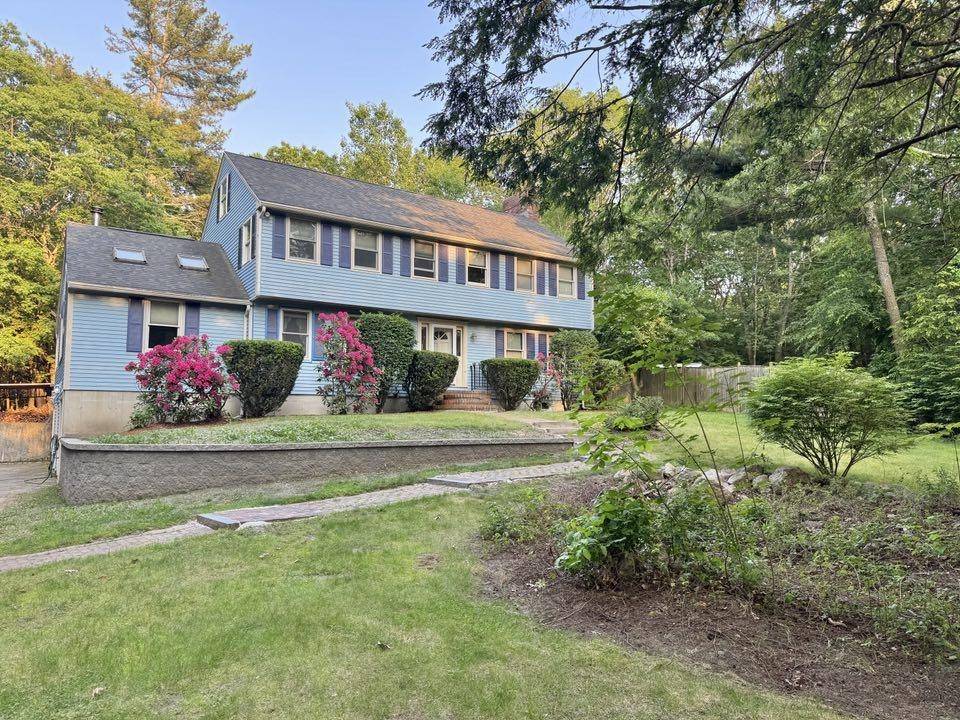 Hampstead, NH 03841-2370,93 Faith DR