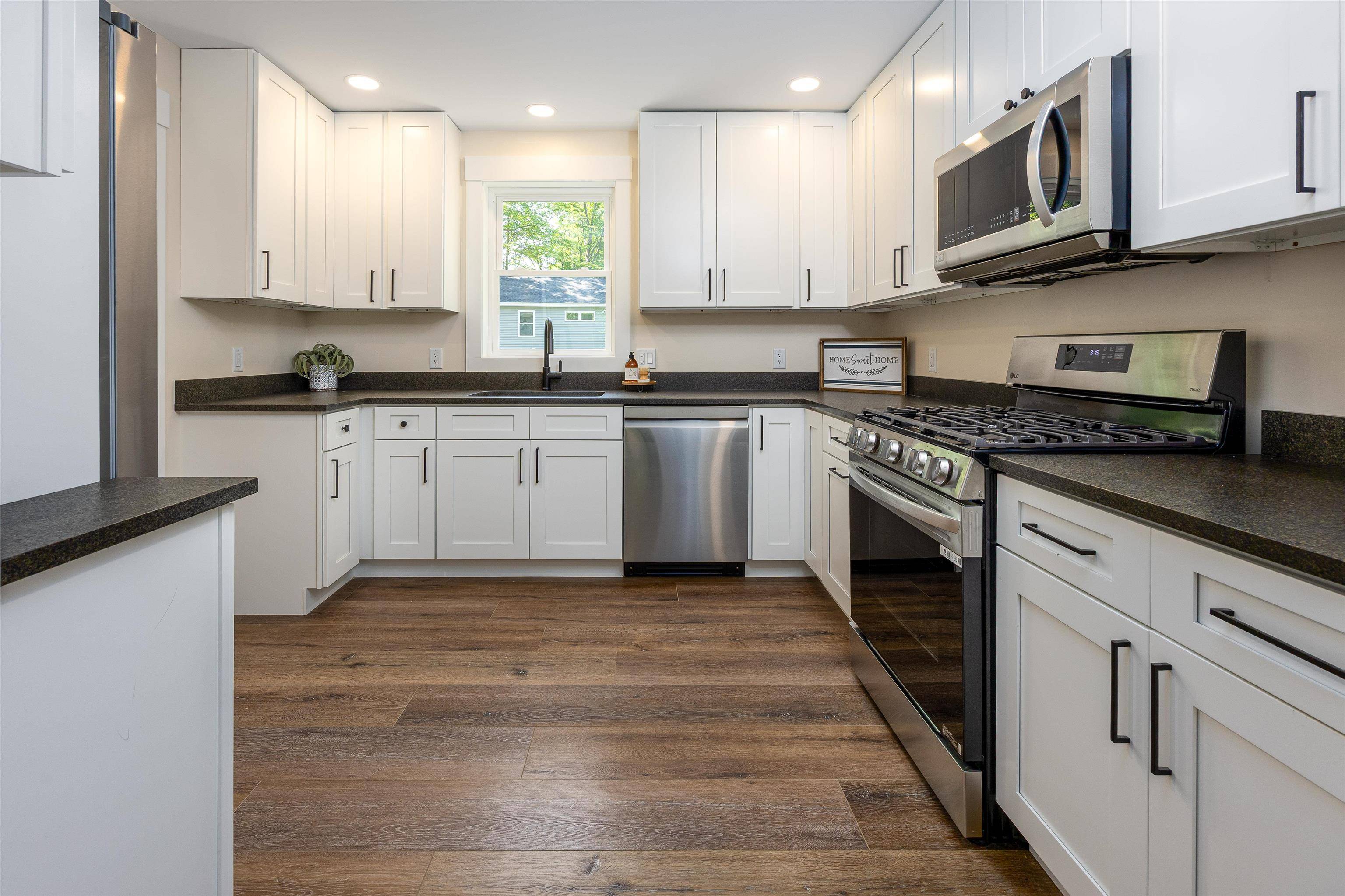 80 Scott DR Alton, NH 03810