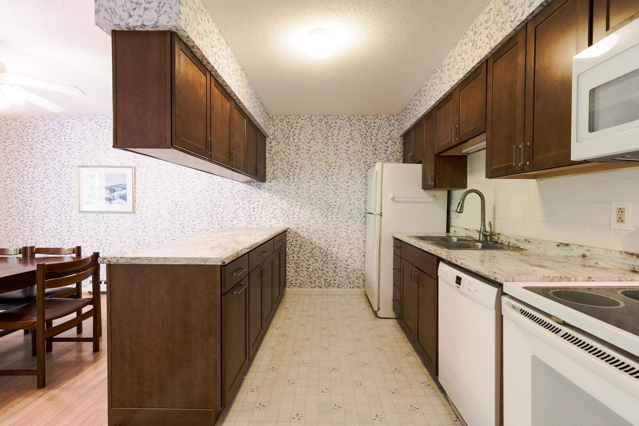Essex Junction, VT 05452,34 Brickyard RD #5
