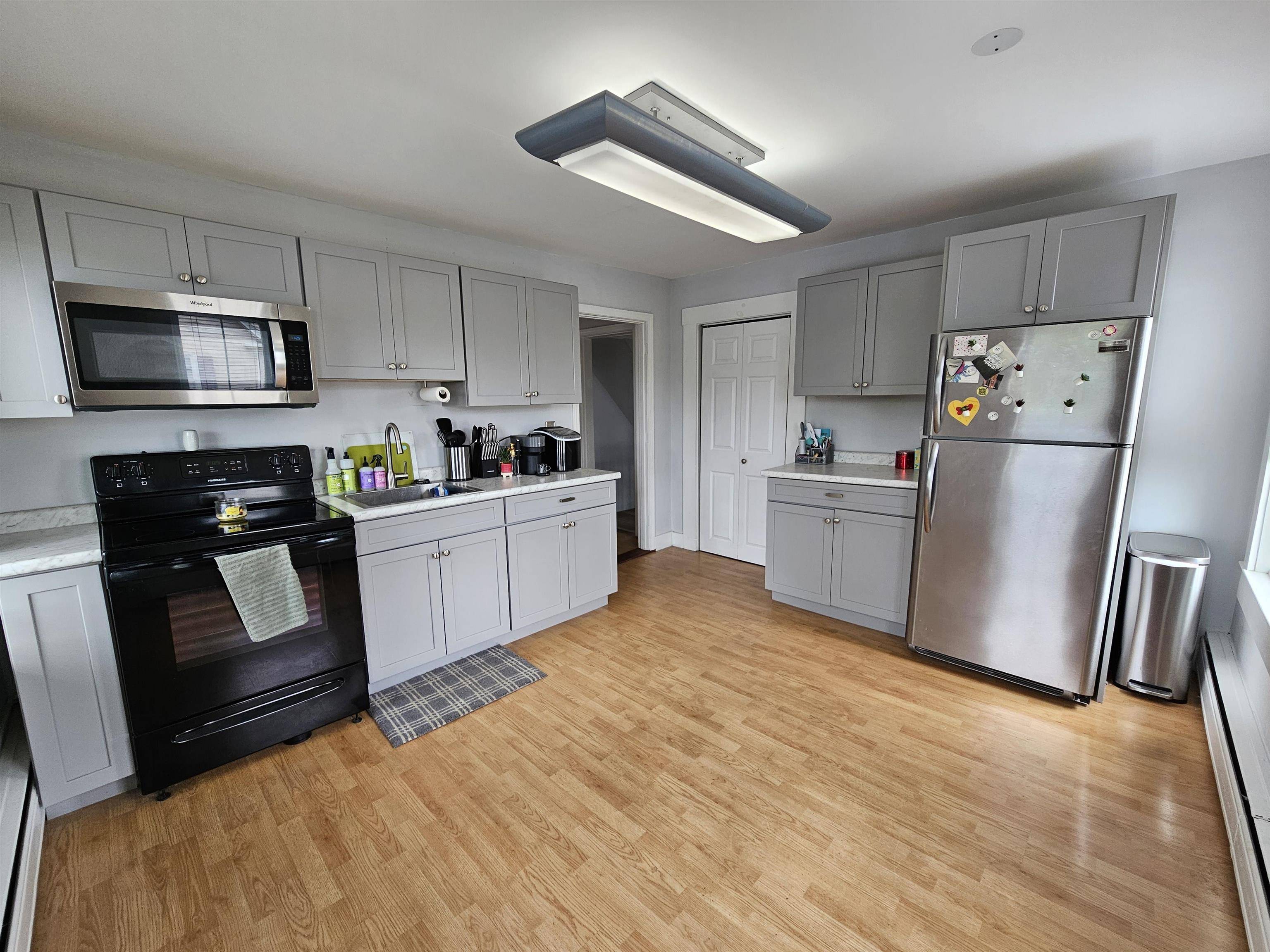 Milford, NH 03055,377 Nashua ST