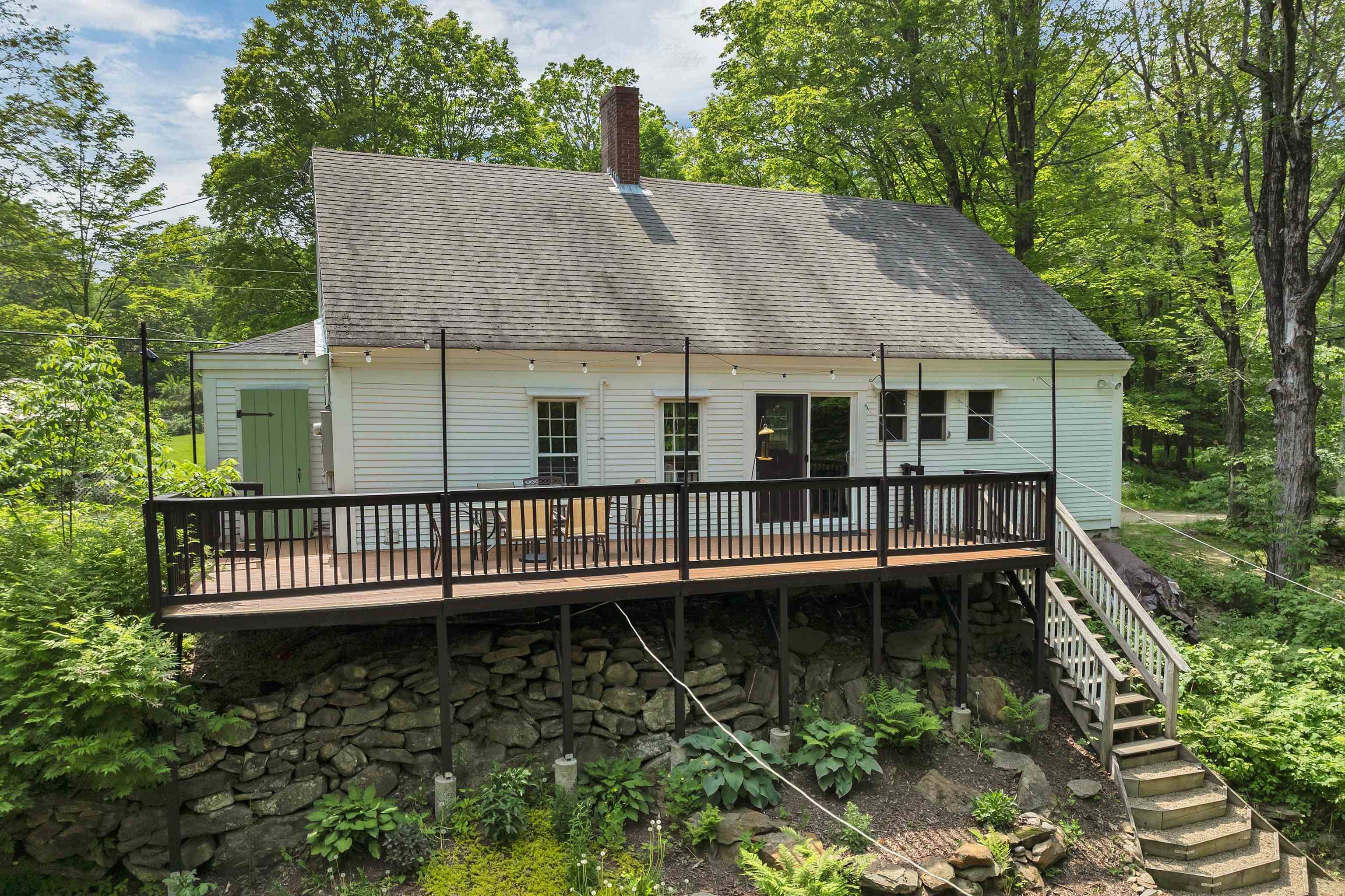 Gilmanton, NH 03237,32 Bunker LN