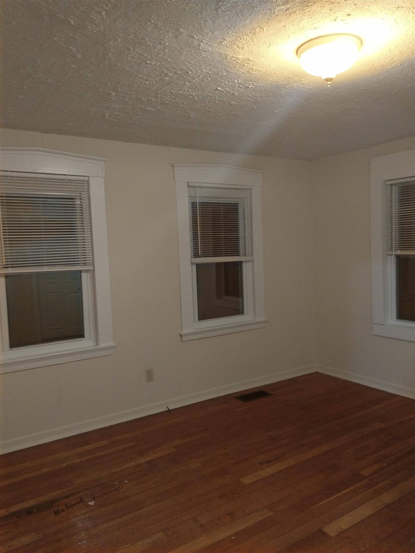 Claremont, NH 03743,201 Pleasant ST