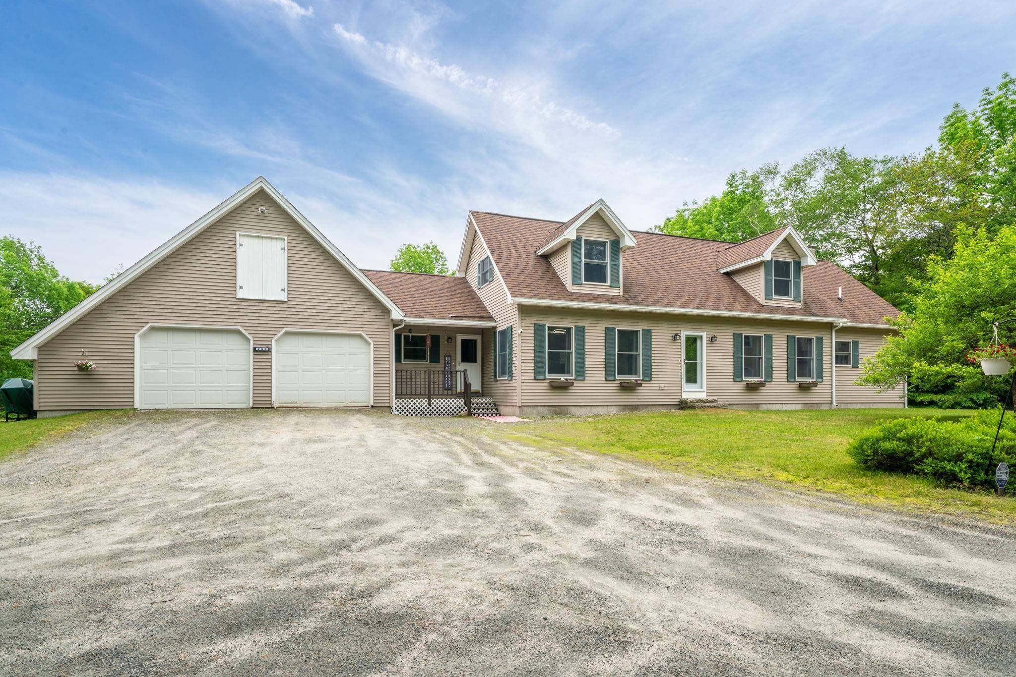 Newport, NH 03773,290 Cornish TPKE