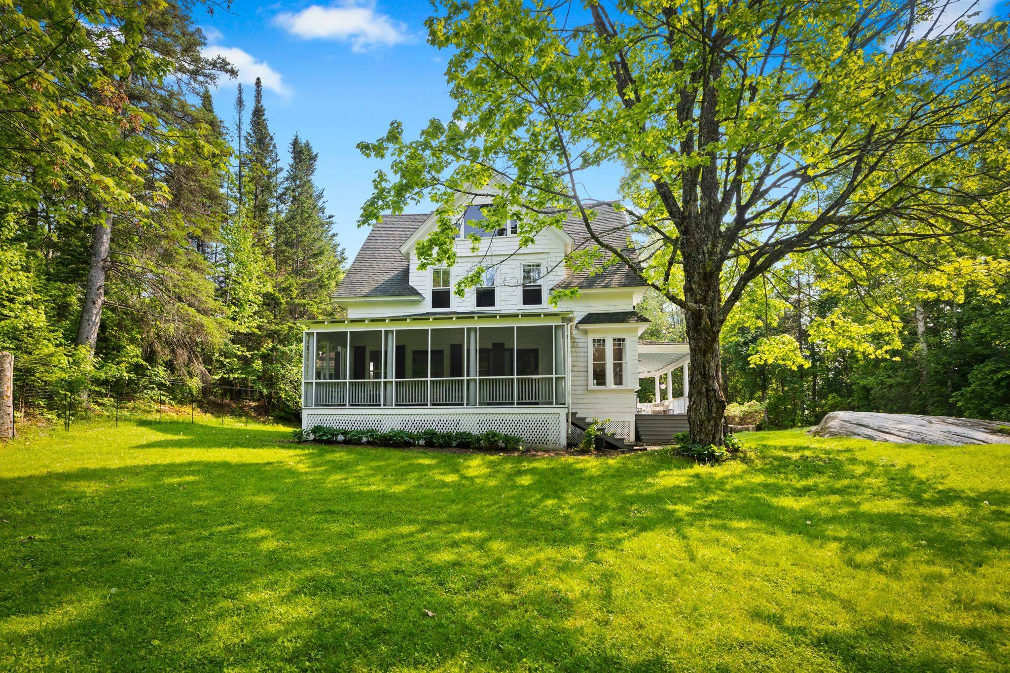 Whitefield, NH 03598,183 Mountain View RD