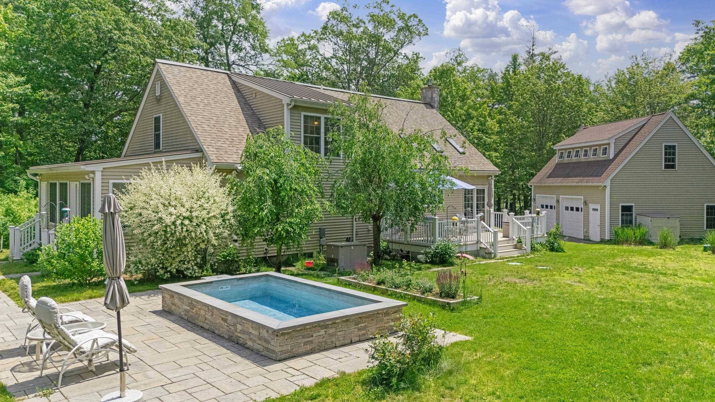 Wilton, NH 03086,109 Temple RD