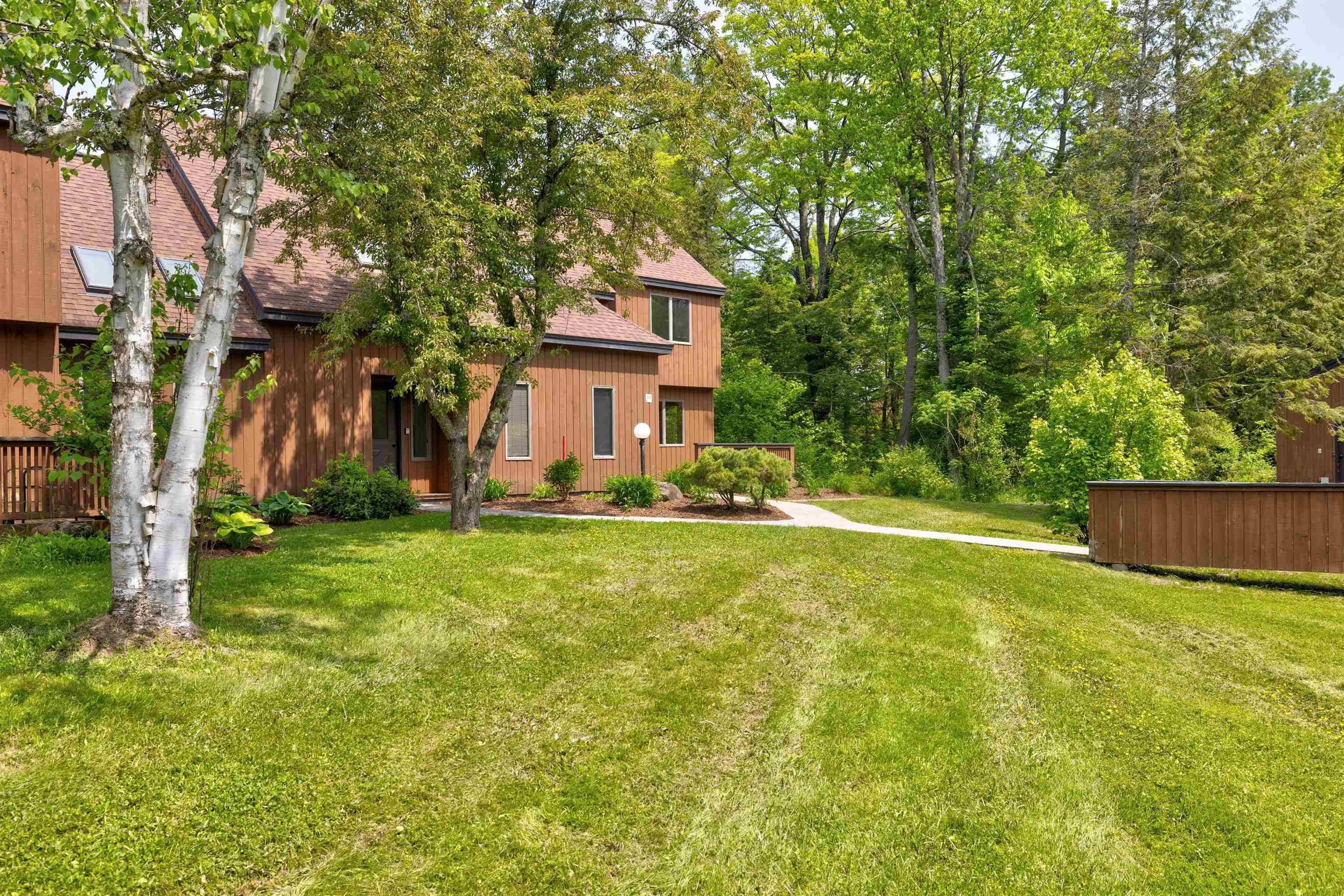 Stowe, VT 05672,210 Field RD #44