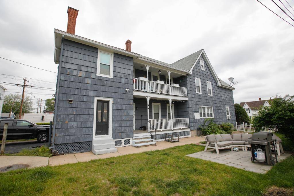 Manchester, NH 03102,434 Hevey ST