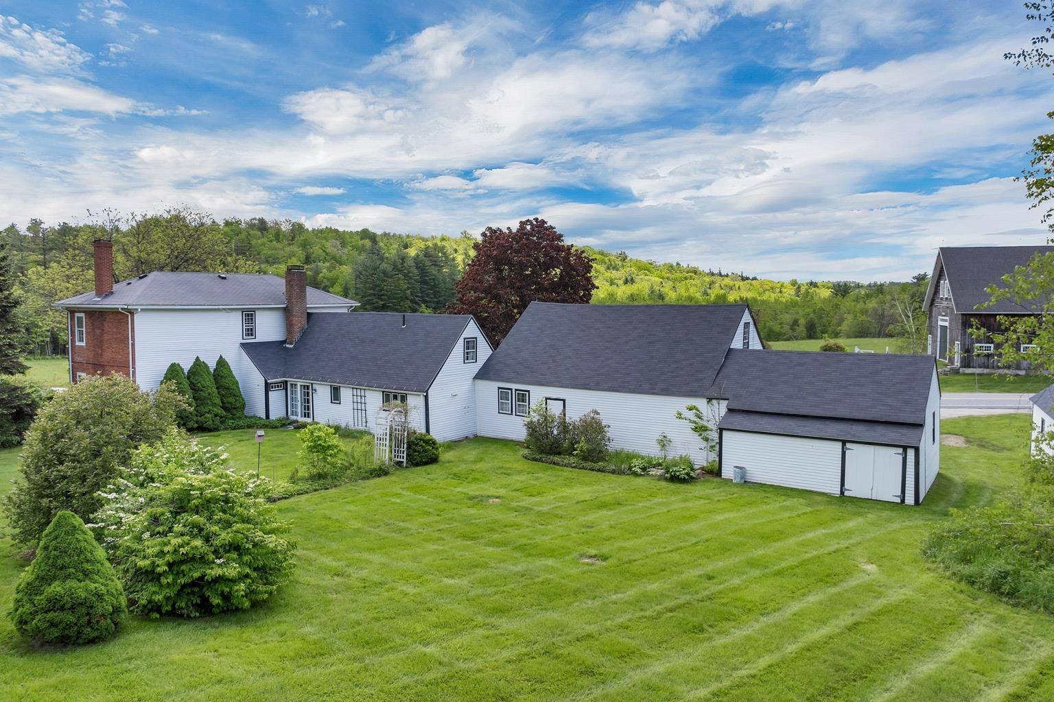 1519 New Boston RD Francestown, NH 03043