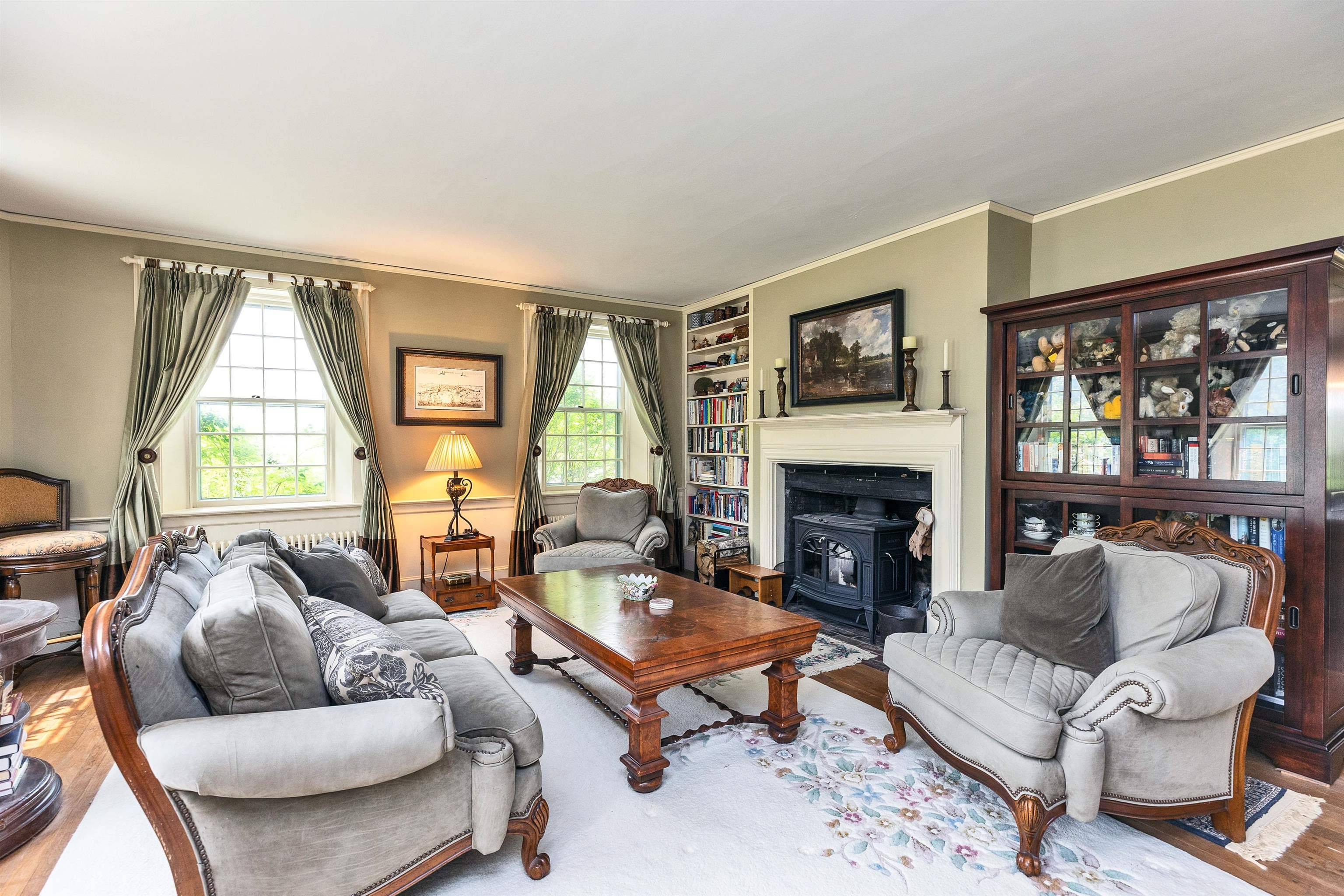 Bennington, NH 03442,160 Old Stagecoach RD