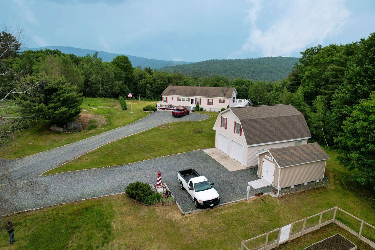Danbury, NH 03230,51 Hemlock LN