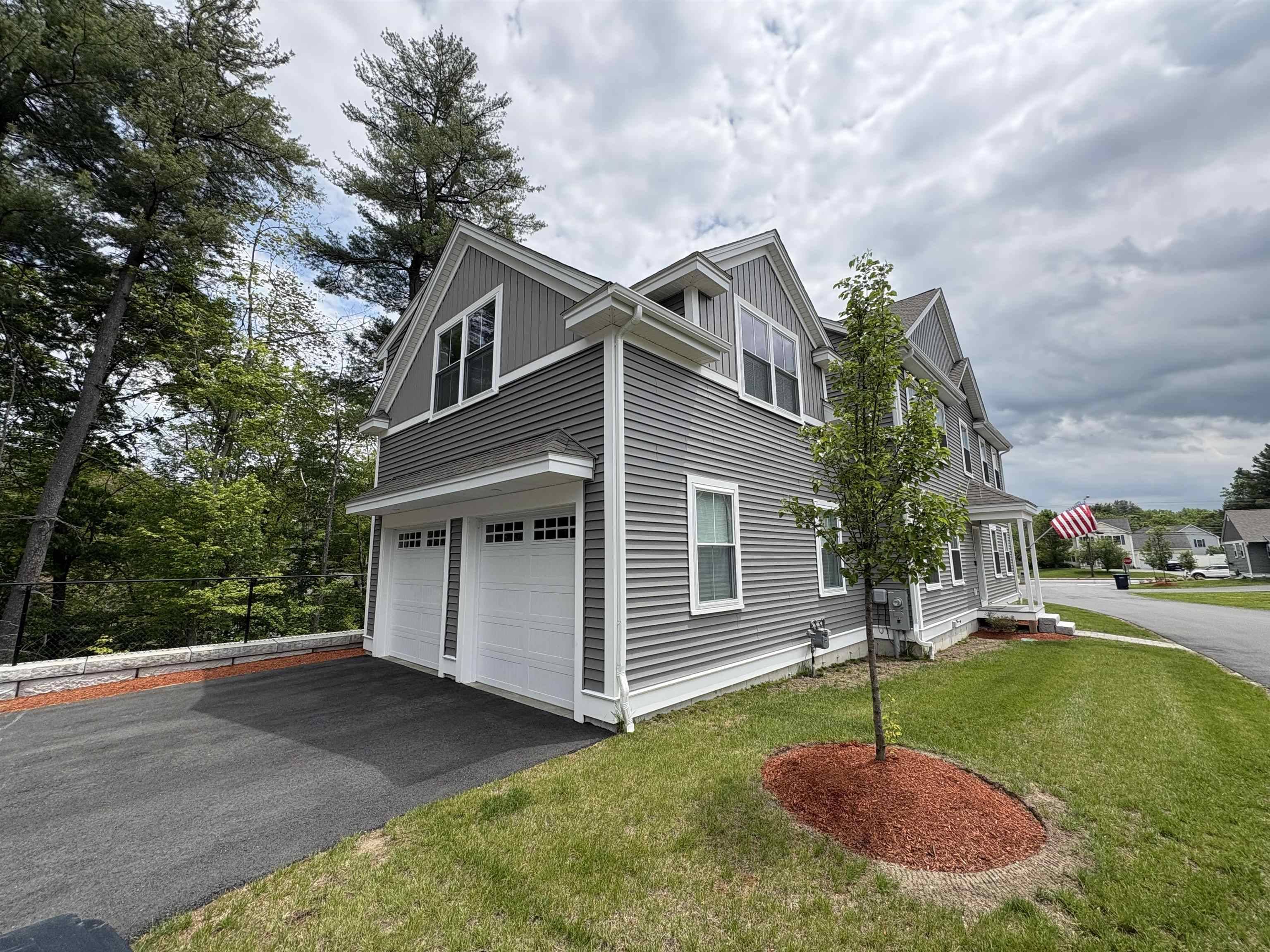 Nashua, NH 03062,3 Theresa WAY