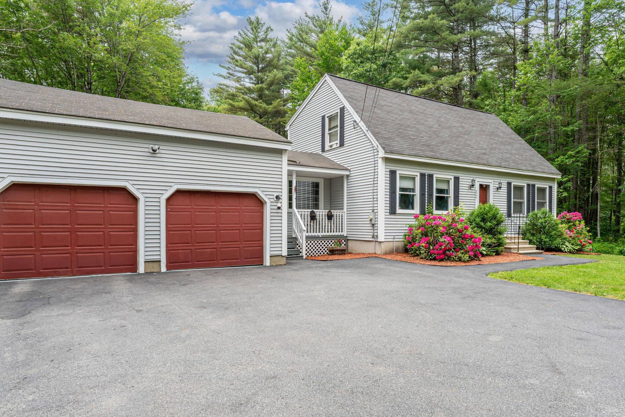 Pembroke, NH 03275,224 Church RD
