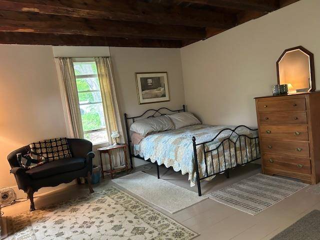 Alton, NH 03809,422 Dudley RD