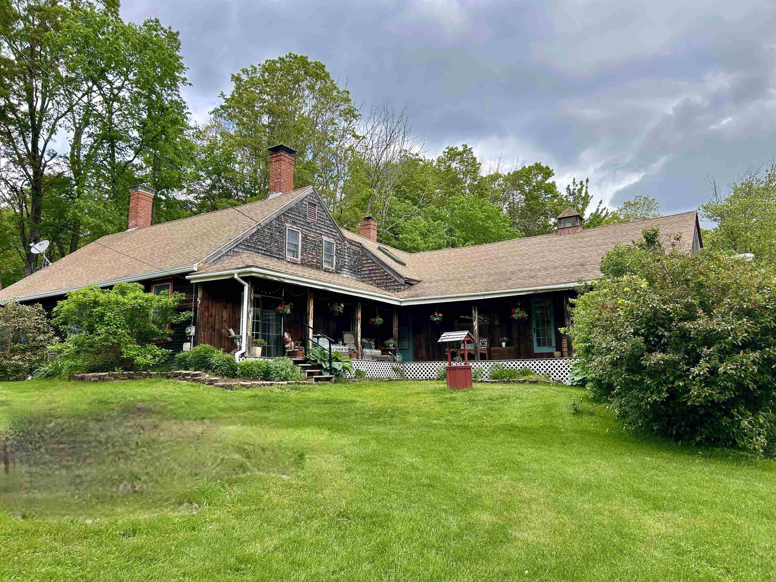 Alton, NH 03809,422 Dudley RD
