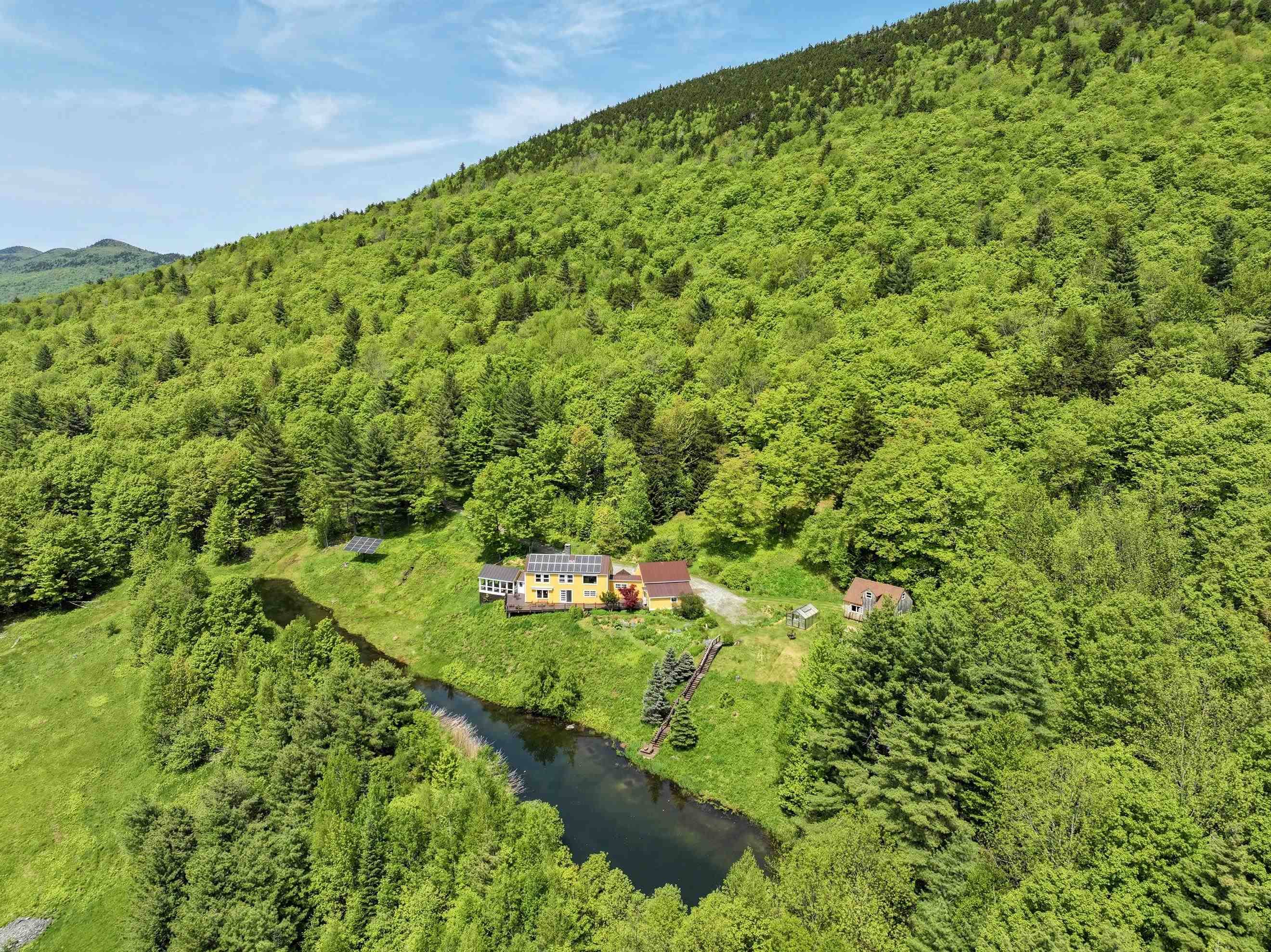 Rochester, VT 05767,1074 N Hollow RD