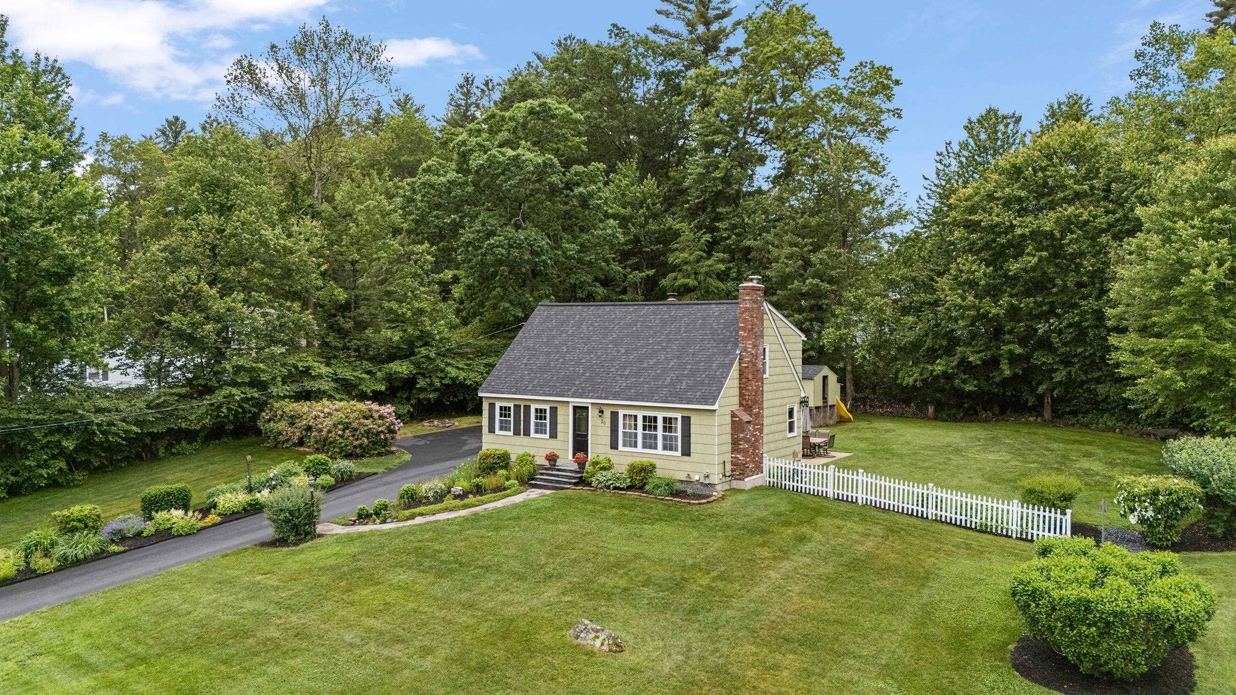 Salem, NH 03079,20 Grove AVE