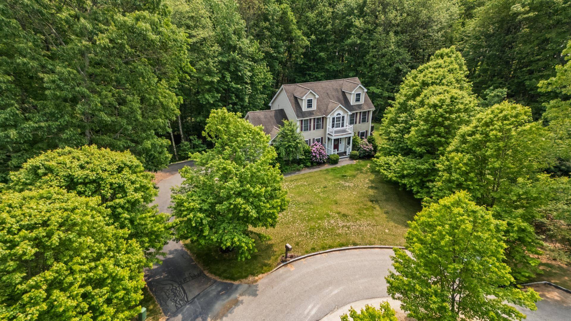 Rochester, NH 03867,31 Seavey Brook LN