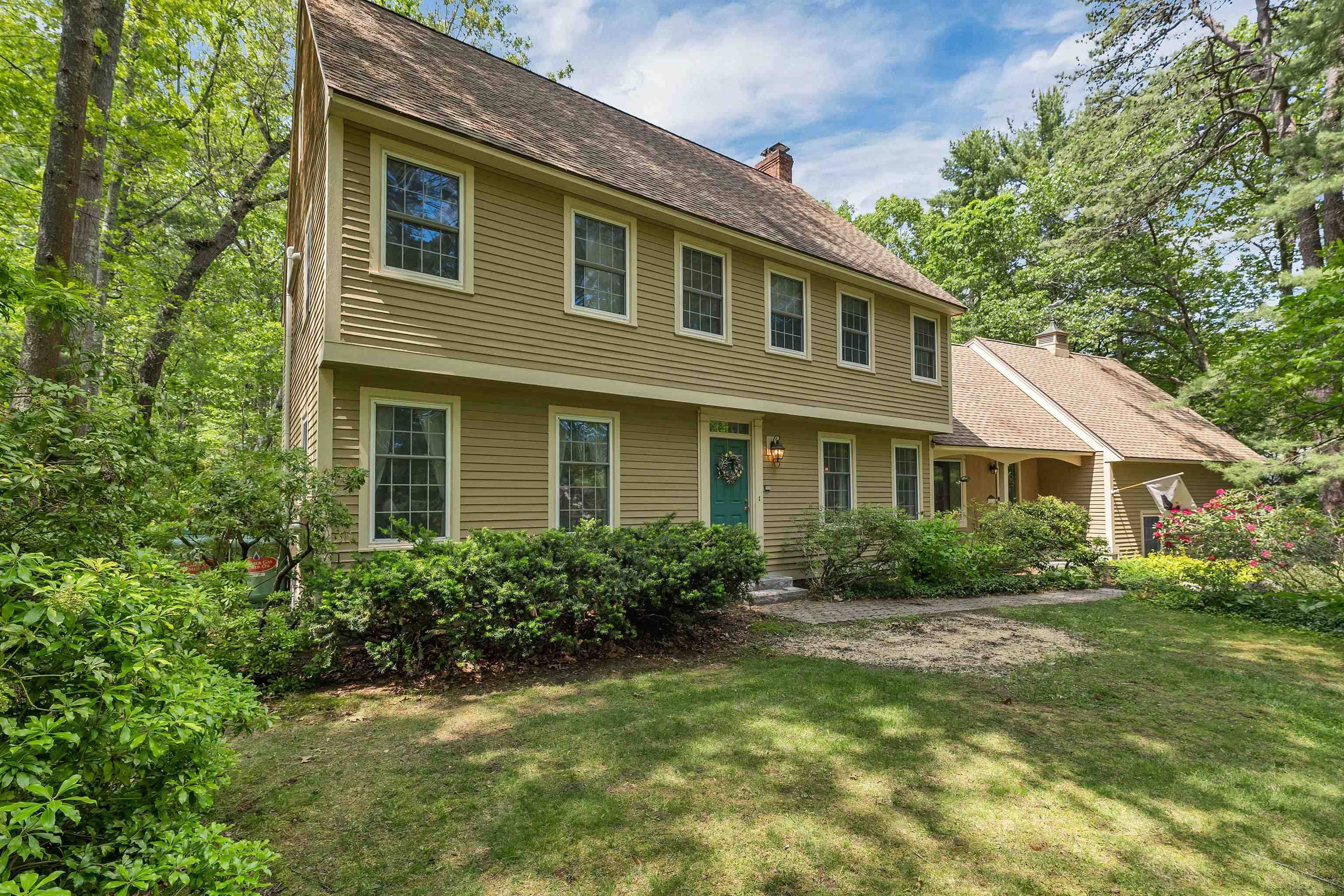 Londonderry, NH 03053,32 Holton CIR