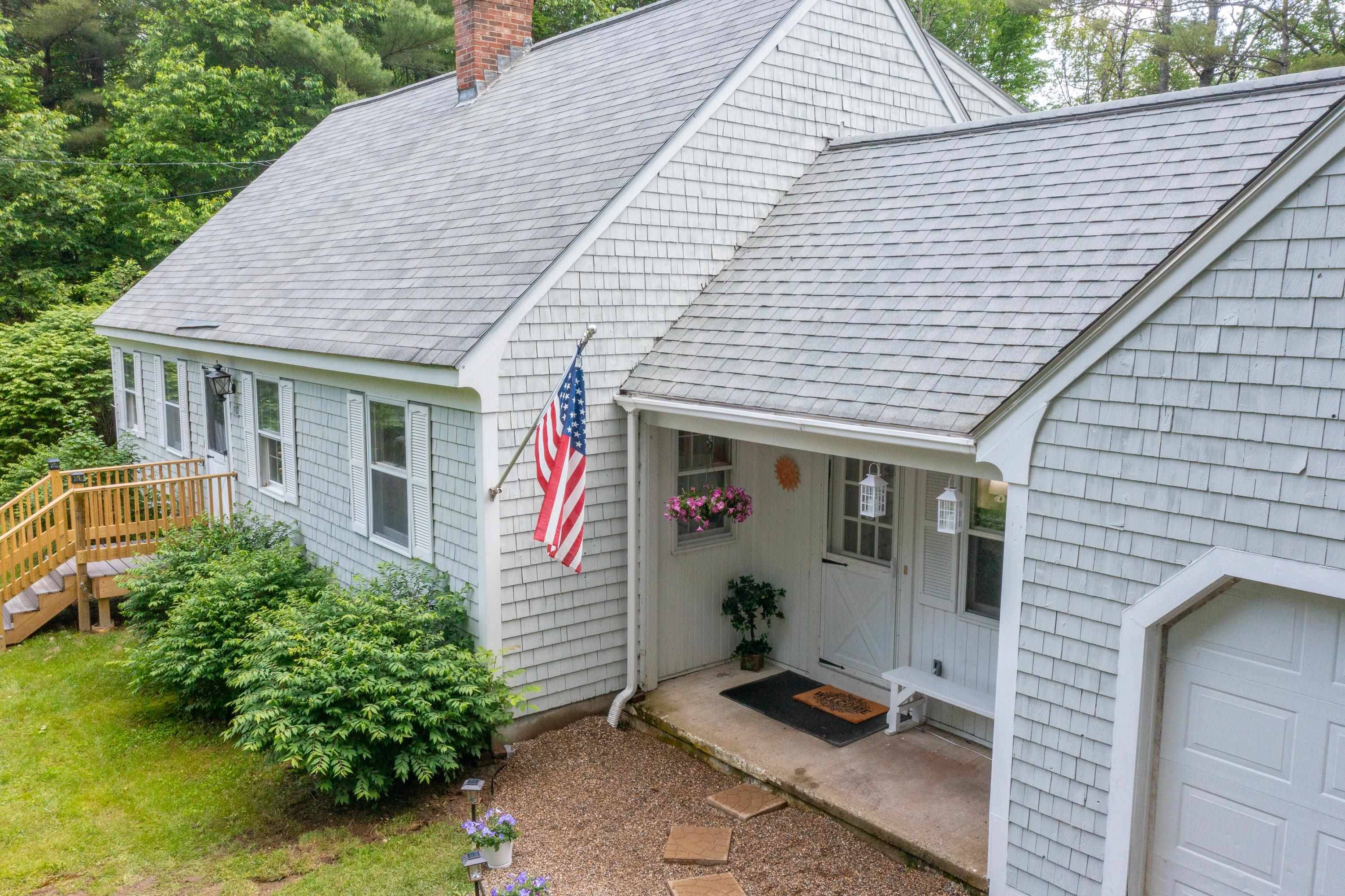 Thornton, NH 03285,10 Old Farm LN