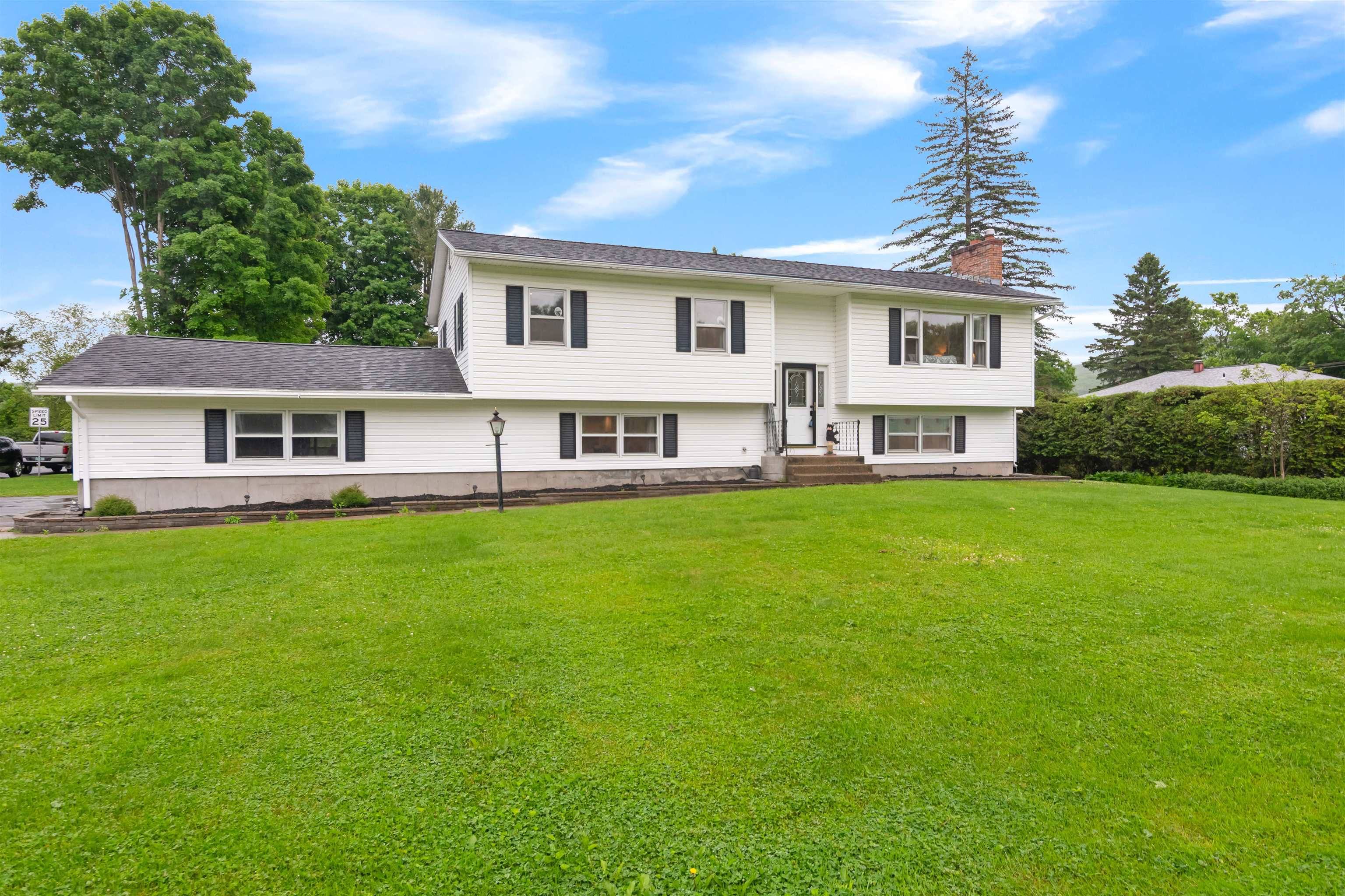 Jericho, VT 05465,27 Brookside DR