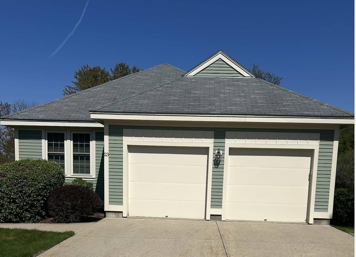 Bedford, NH 03101,23 Gleneagle DR