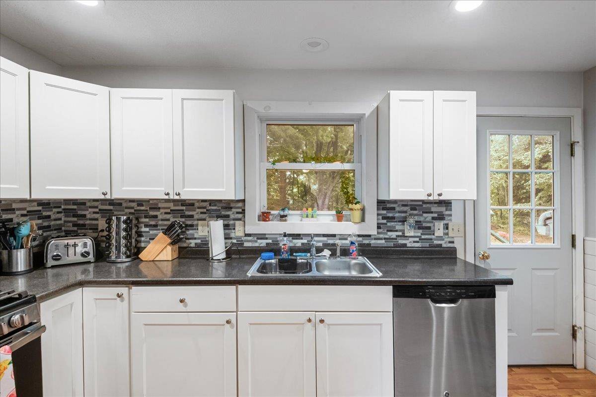 155 Woodcrest CIR Milton, VT 05468