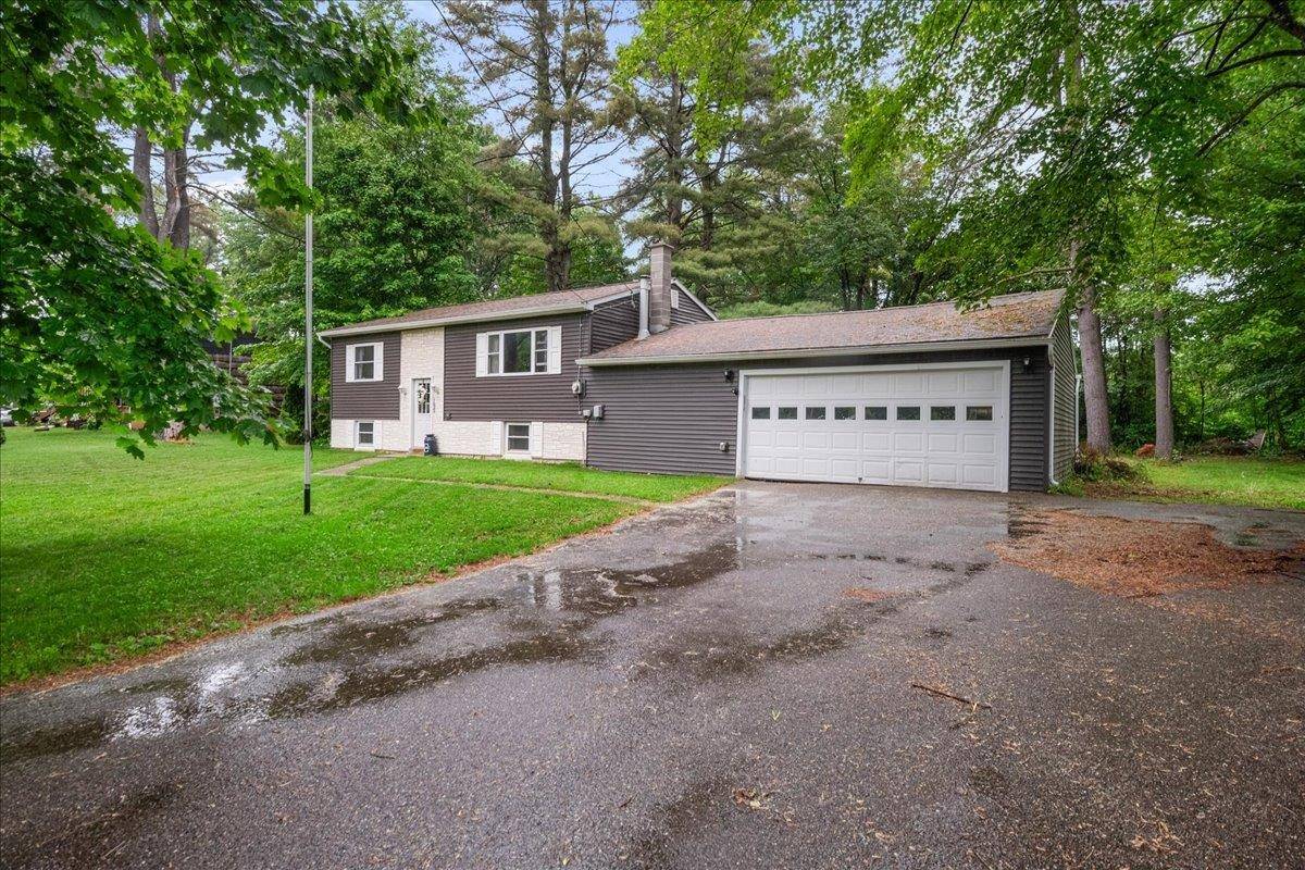 Milton, VT 05468,155 Woodcrest CIR