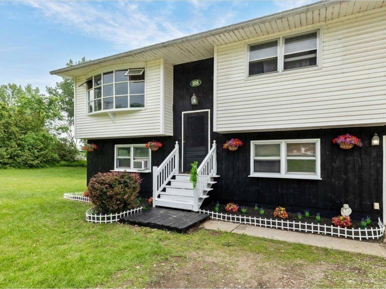 Swanton, VT 05488,108 St. Albans RD